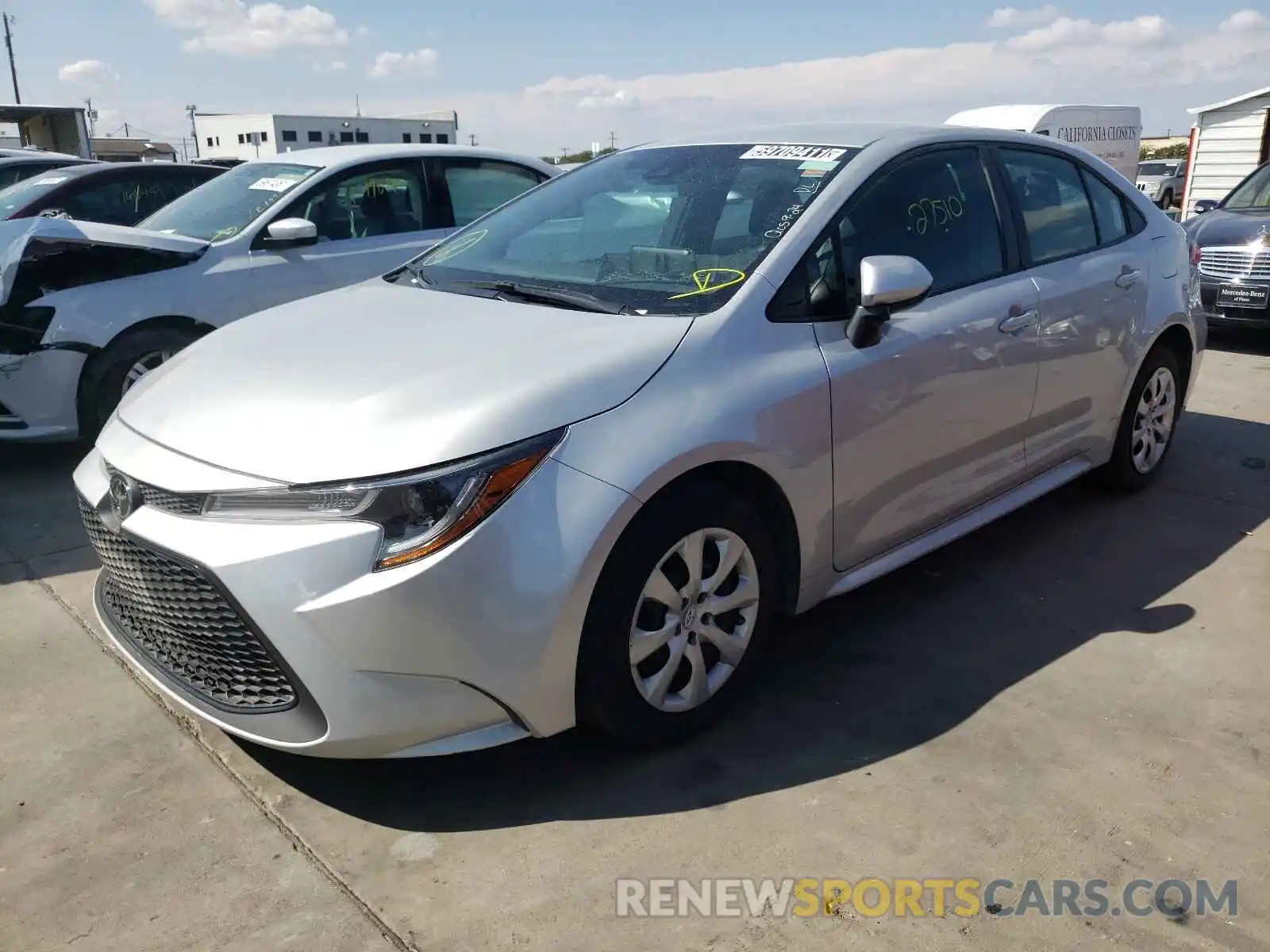 2 Photograph of a damaged car 5YFEPRAE7LP117049 TOYOTA COROLLA 2020