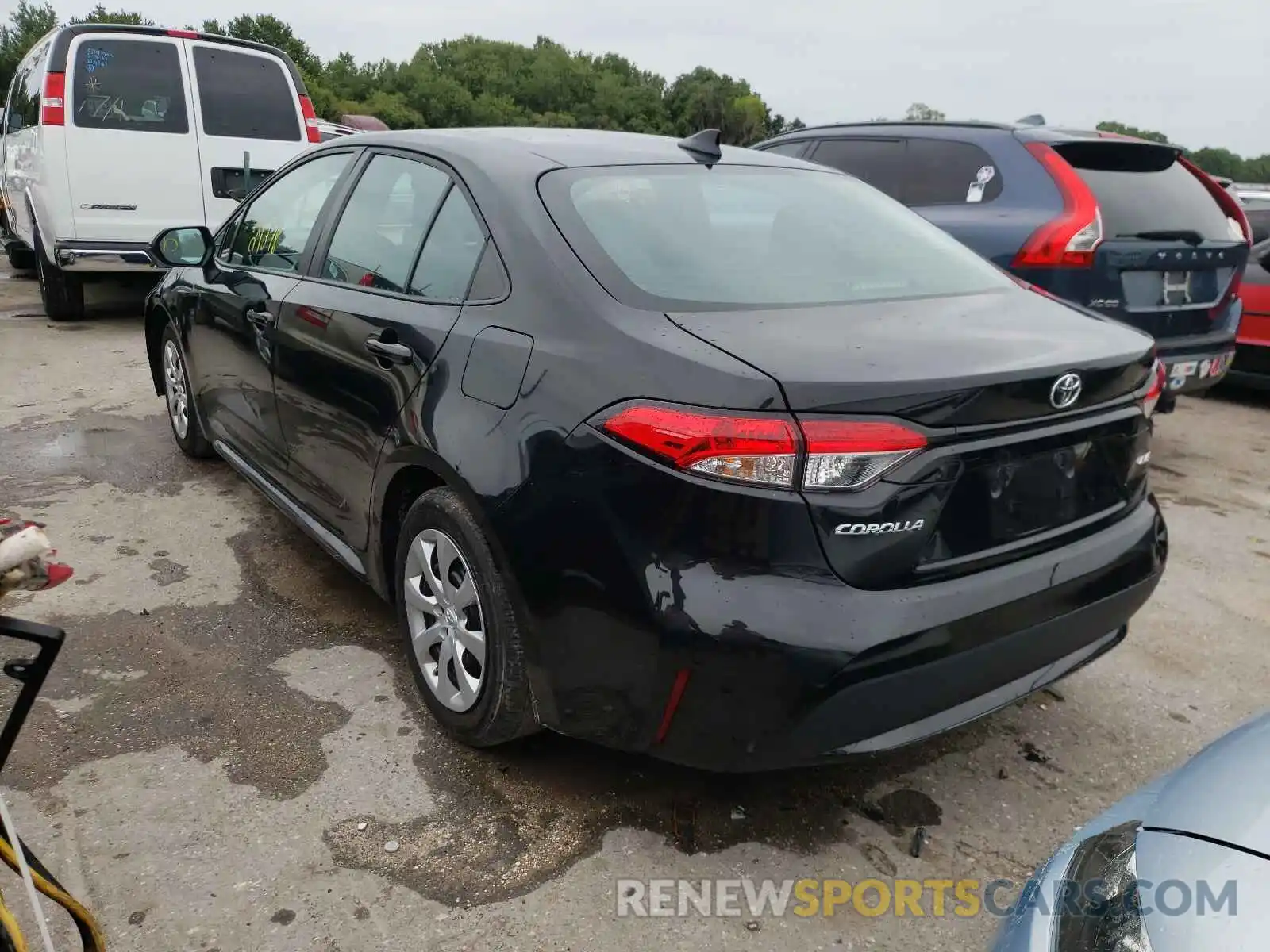 3 Photograph of a damaged car 5YFEPRAE7LP118797 TOYOTA COROLLA 2020