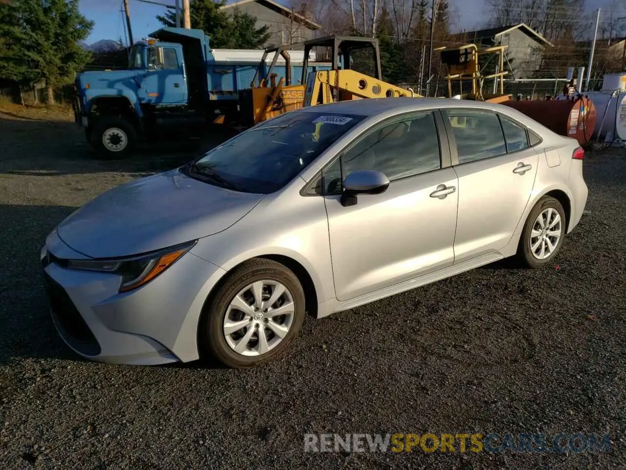 1 Photograph of a damaged car 5YFEPRAE7LP122980 TOYOTA COROLLA 2020