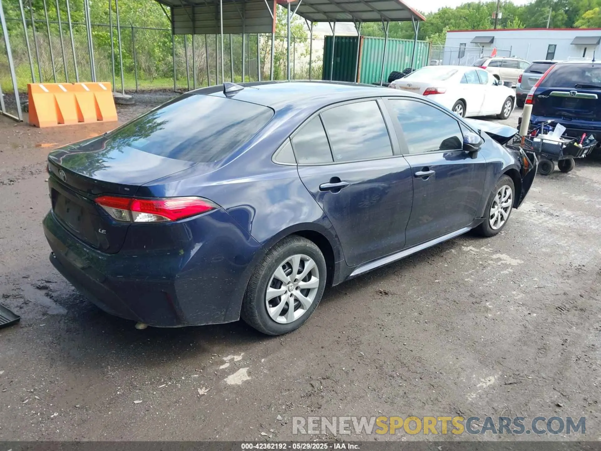 4 Photograph of a damaged car 5YFEPRAE7LP134594 TOYOTA COROLLA 2020