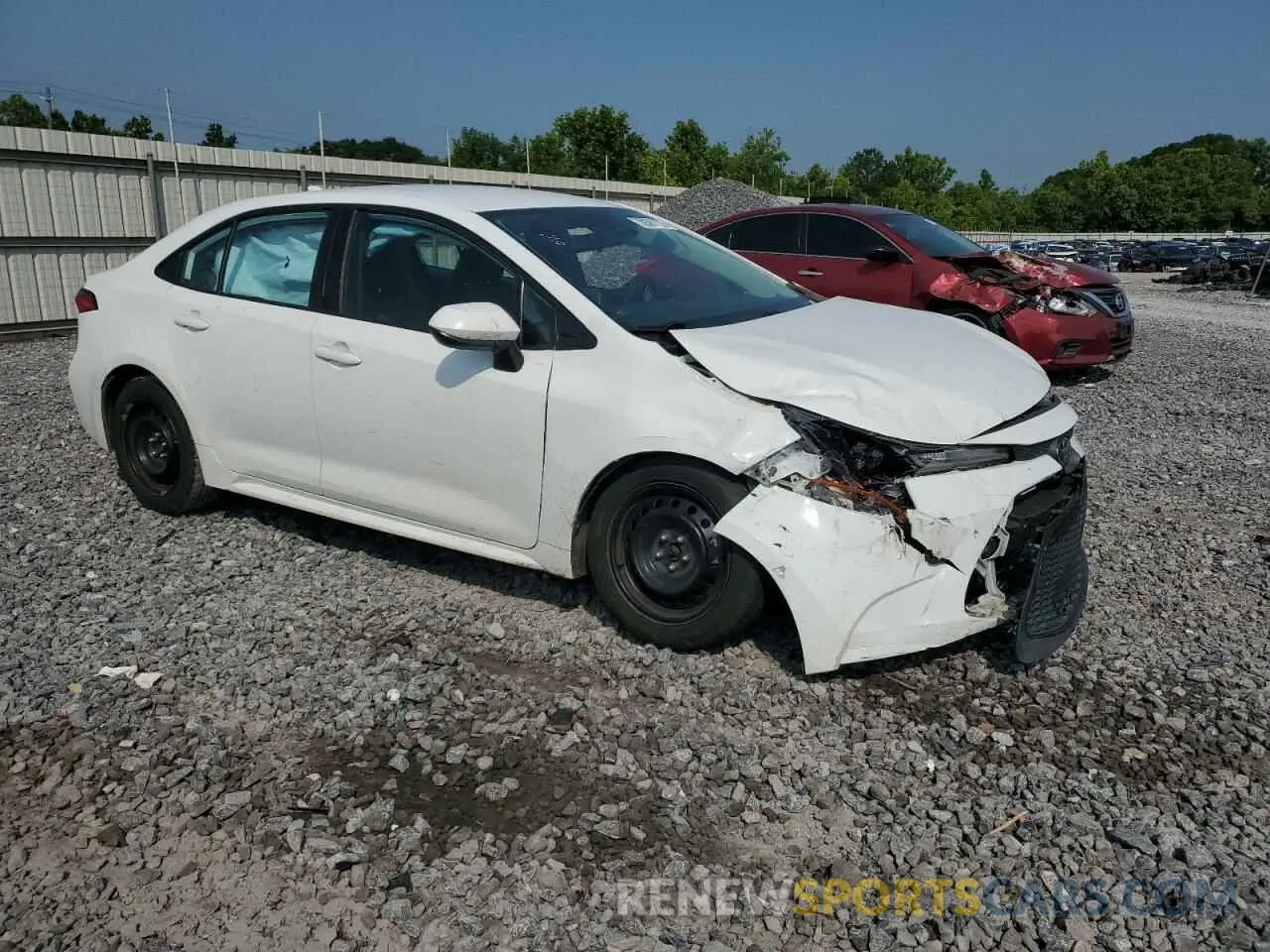 4 Photograph of a damaged car 5YFEPRAE7LP135146 TOYOTA COROLLA 2020