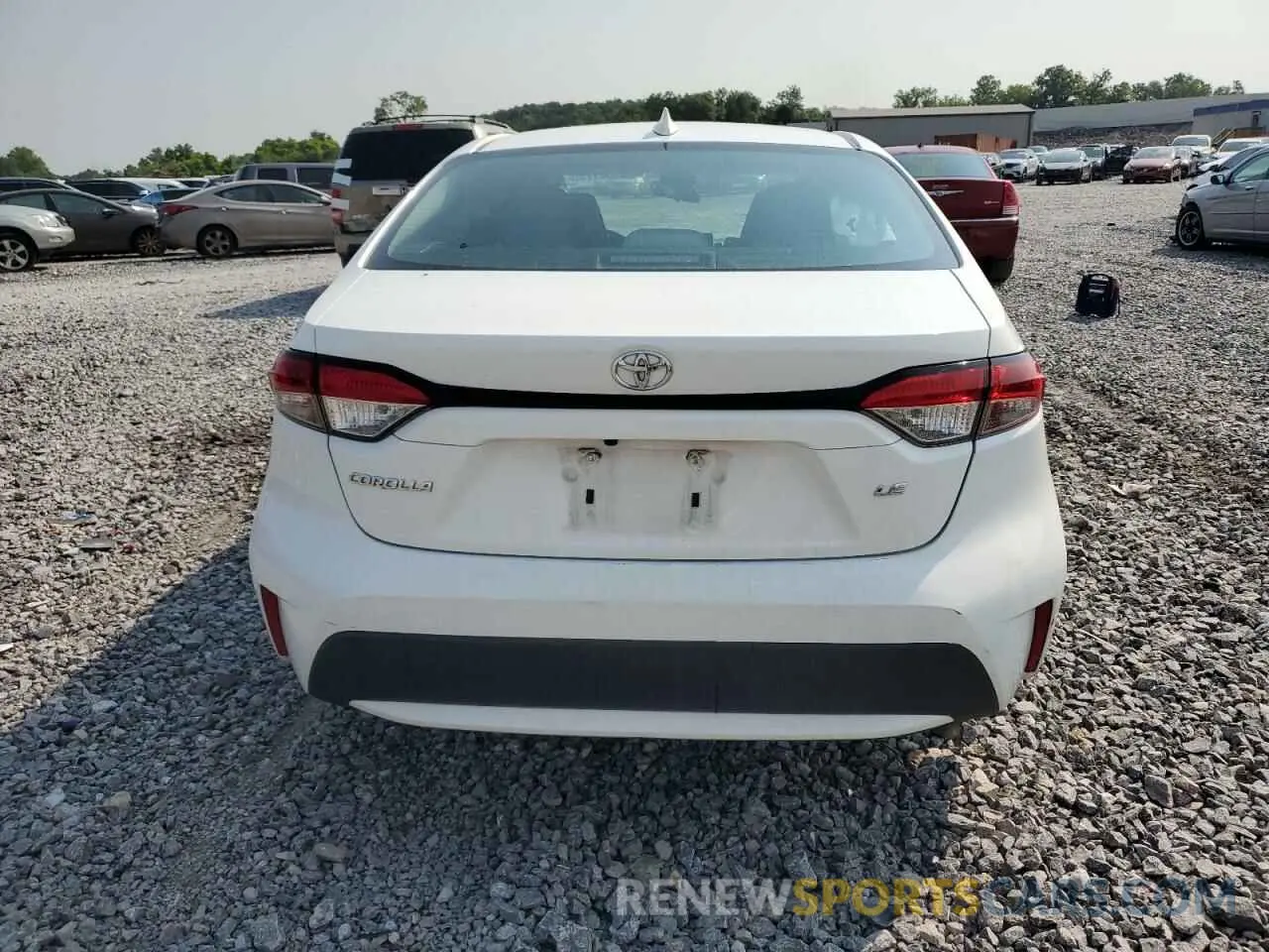 6 Photograph of a damaged car 5YFEPRAE7LP135146 TOYOTA COROLLA 2020