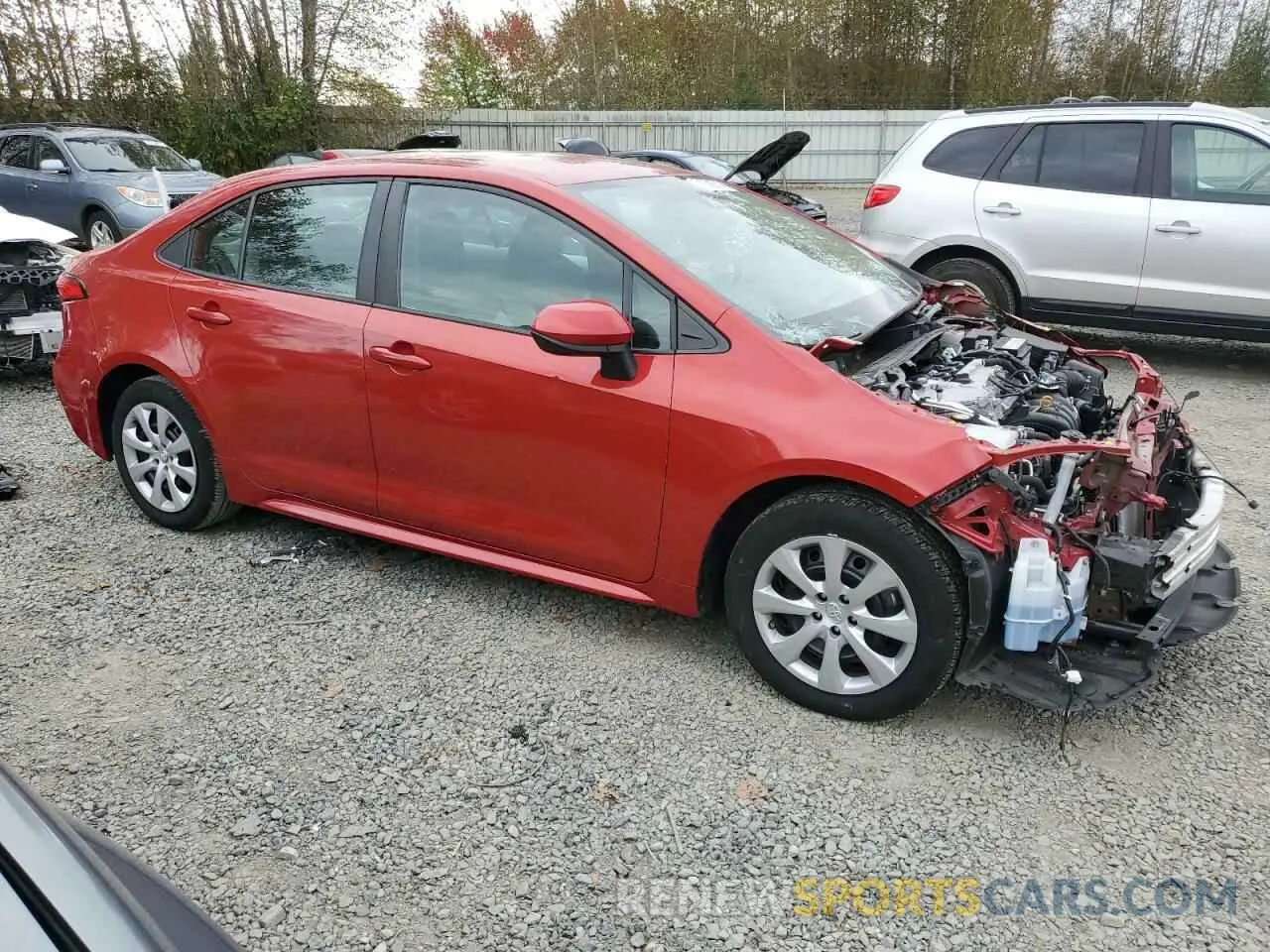 4 Photograph of a damaged car 5YFEPRAE7LP135938 TOYOTA COROLLA 2020