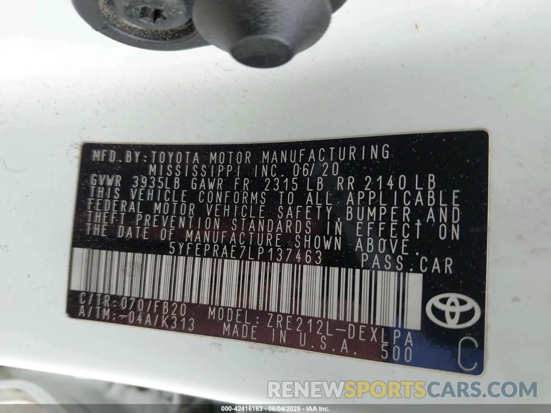 9 Photograph of a damaged car 5YFEPRAE7LP137463 TOYOTA COROLLA 2020