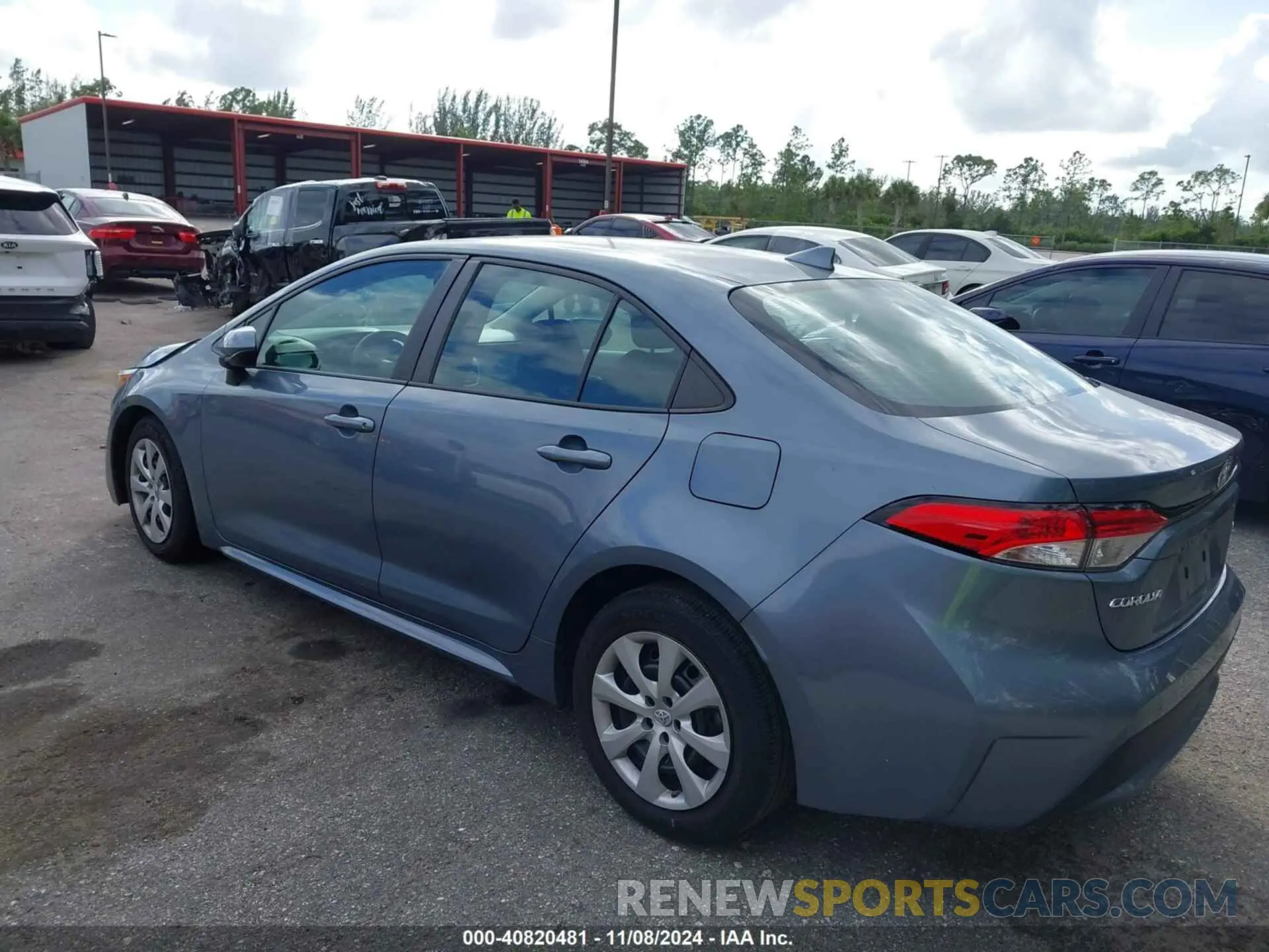 3 Photograph of a damaged car 5YFEPRAE7LP139973 TOYOTA COROLLA 2020