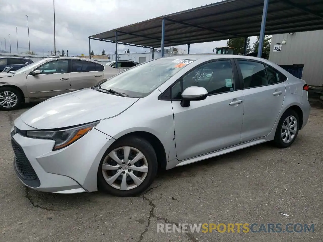1 Photograph of a damaged car 5YFEPRAE7LP143621 TOYOTA COROLLA 2020