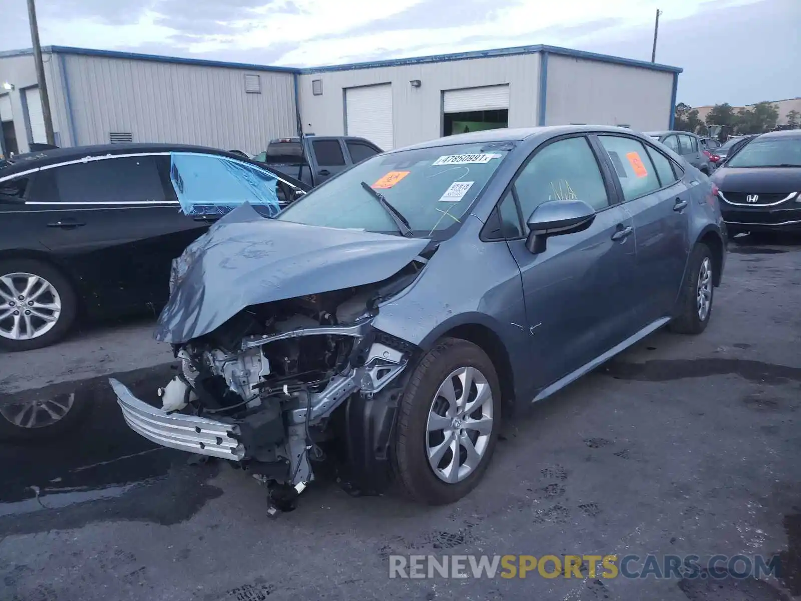 2 Photograph of a damaged car 5YFEPRAE8LP036237 TOYOTA COROLLA 2020