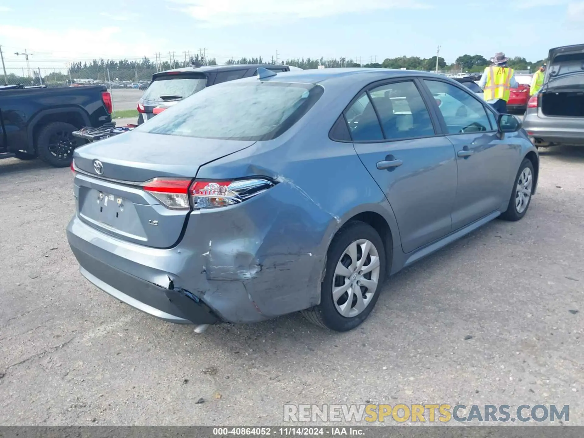 6 Photograph of a damaged car 5YFEPRAE8LP041485 TOYOTA COROLLA 2020