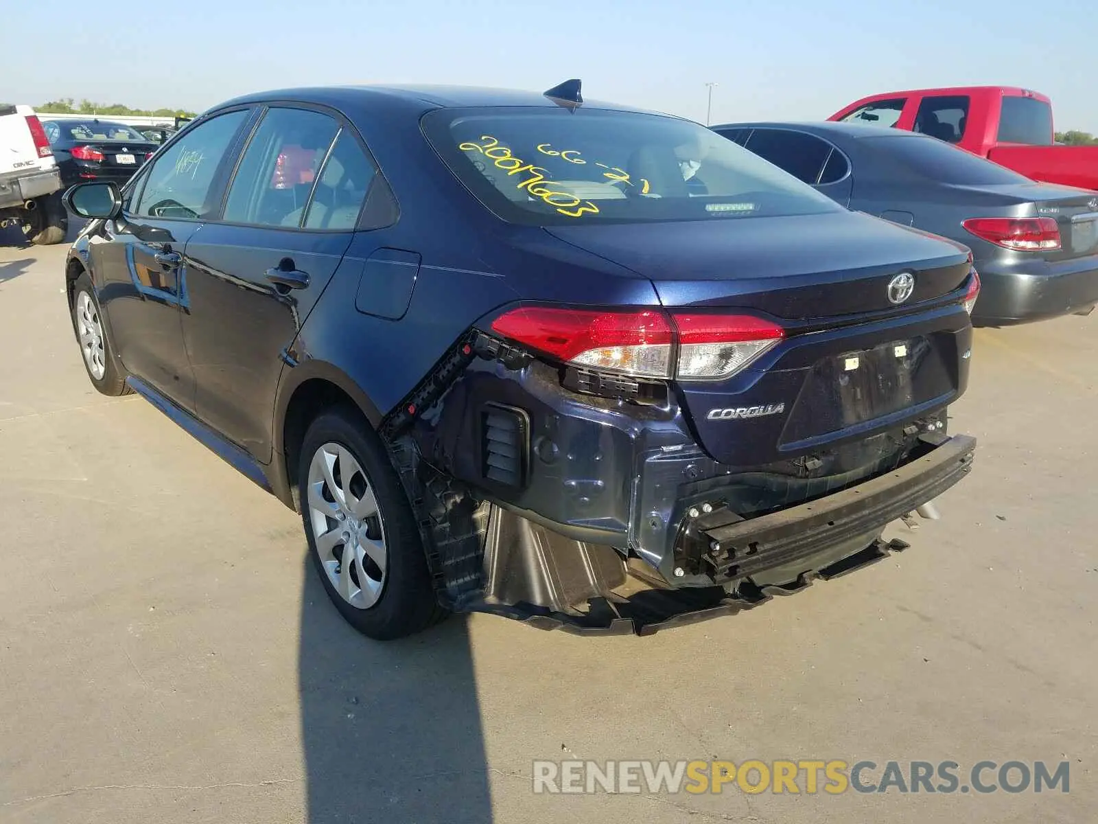 3 Photograph of a damaged car 5YFEPRAE8LP063454 TOYOTA COROLLA 2020