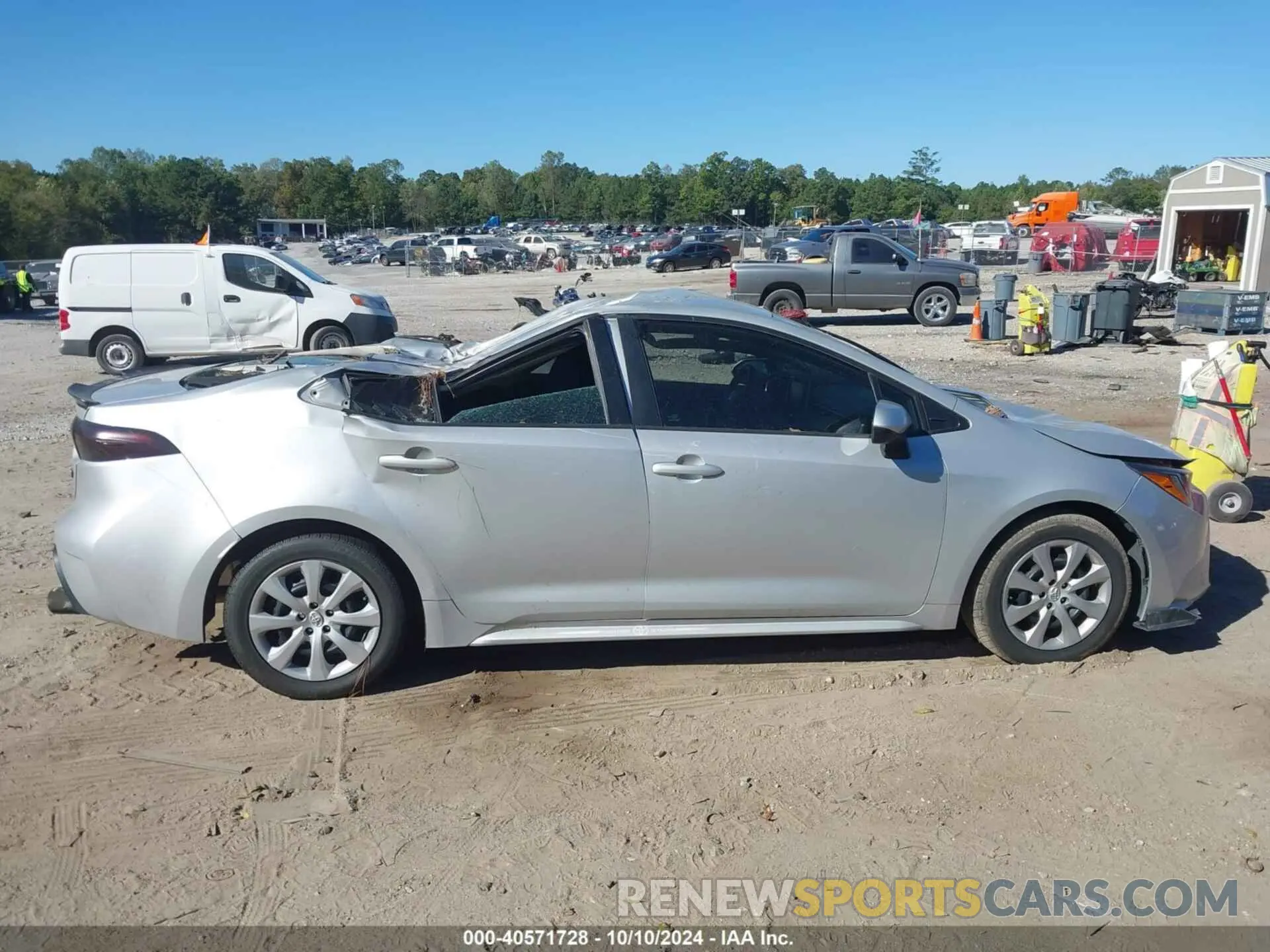 13 Photograph of a damaged car 5YFEPRAE8LP063552 TOYOTA COROLLA 2020