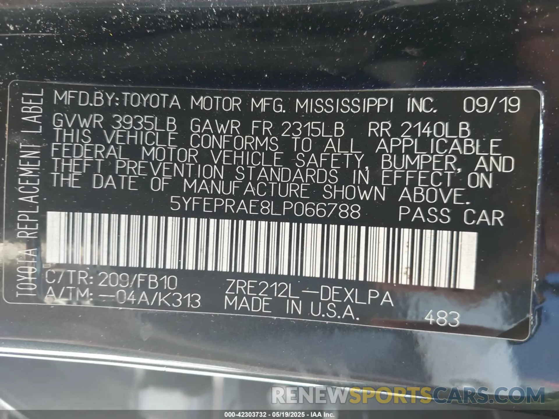 9 Photograph of a damaged car 5YFEPRAE8LP066788 TOYOTA COROLLA 2020