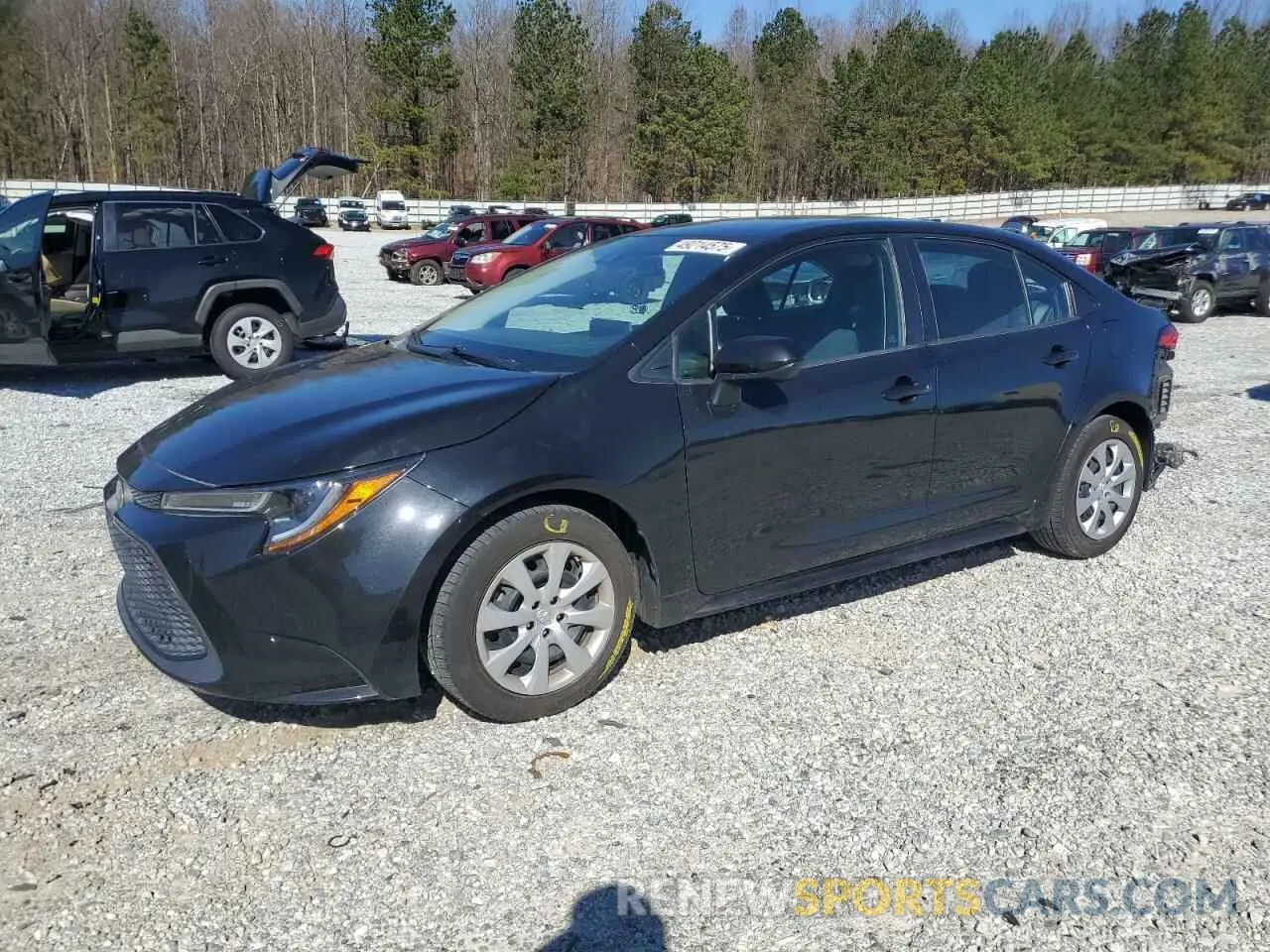1 Photograph of a damaged car 5YFEPRAE8LP066998 TOYOTA COROLLA 2020
