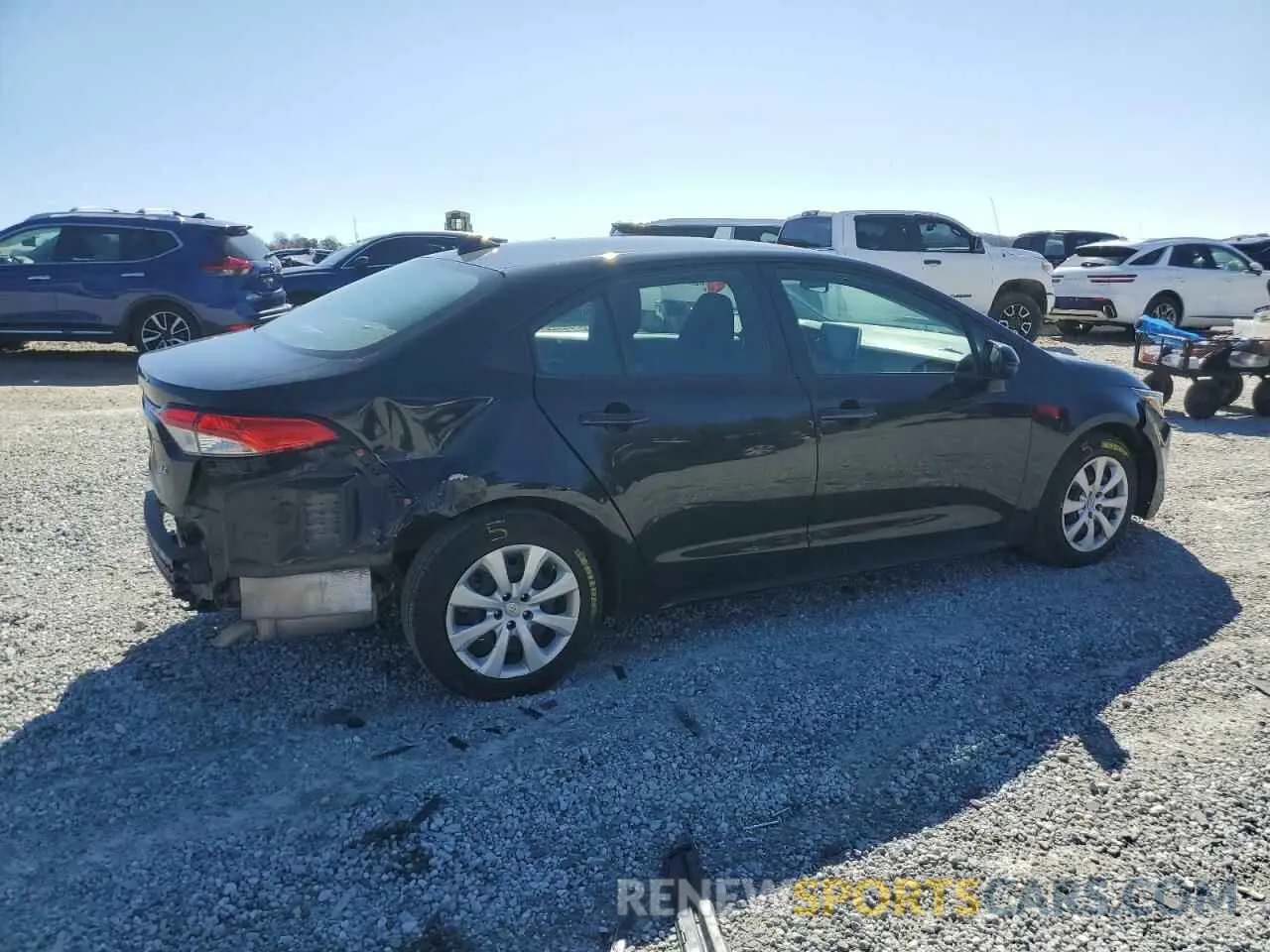 3 Photograph of a damaged car 5YFEPRAE8LP066998 TOYOTA COROLLA 2020