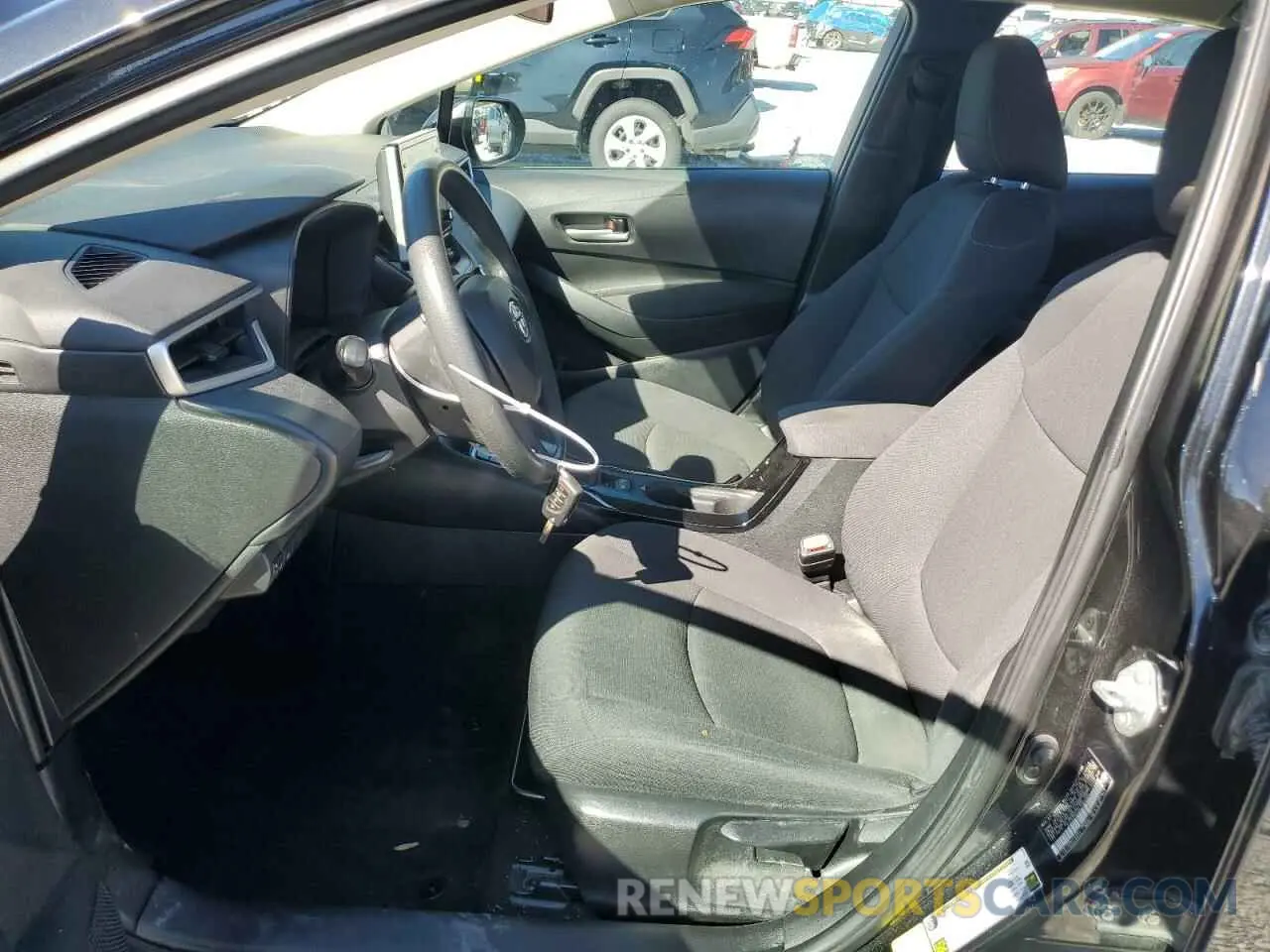 7 Photograph of a damaged car 5YFEPRAE8LP066998 TOYOTA COROLLA 2020