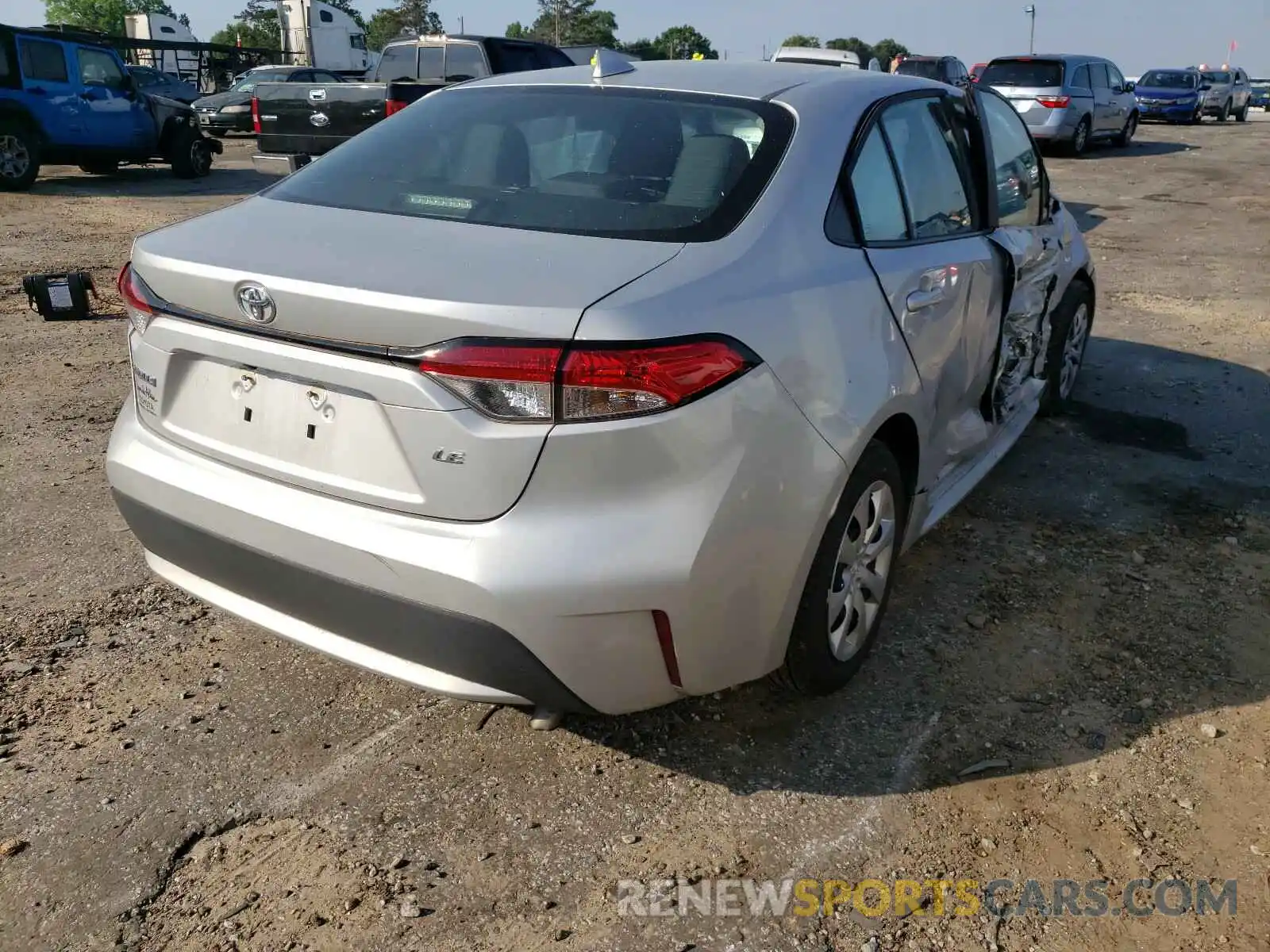 4 Photograph of a damaged car 5YFEPRAE8LP069335 TOYOTA COROLLA 2020