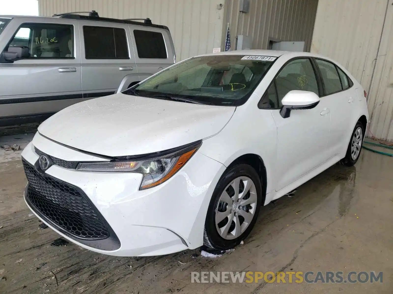 2 Photograph of a damaged car 5YFEPRAE8LP069934 TOYOTA COROLLA 2020