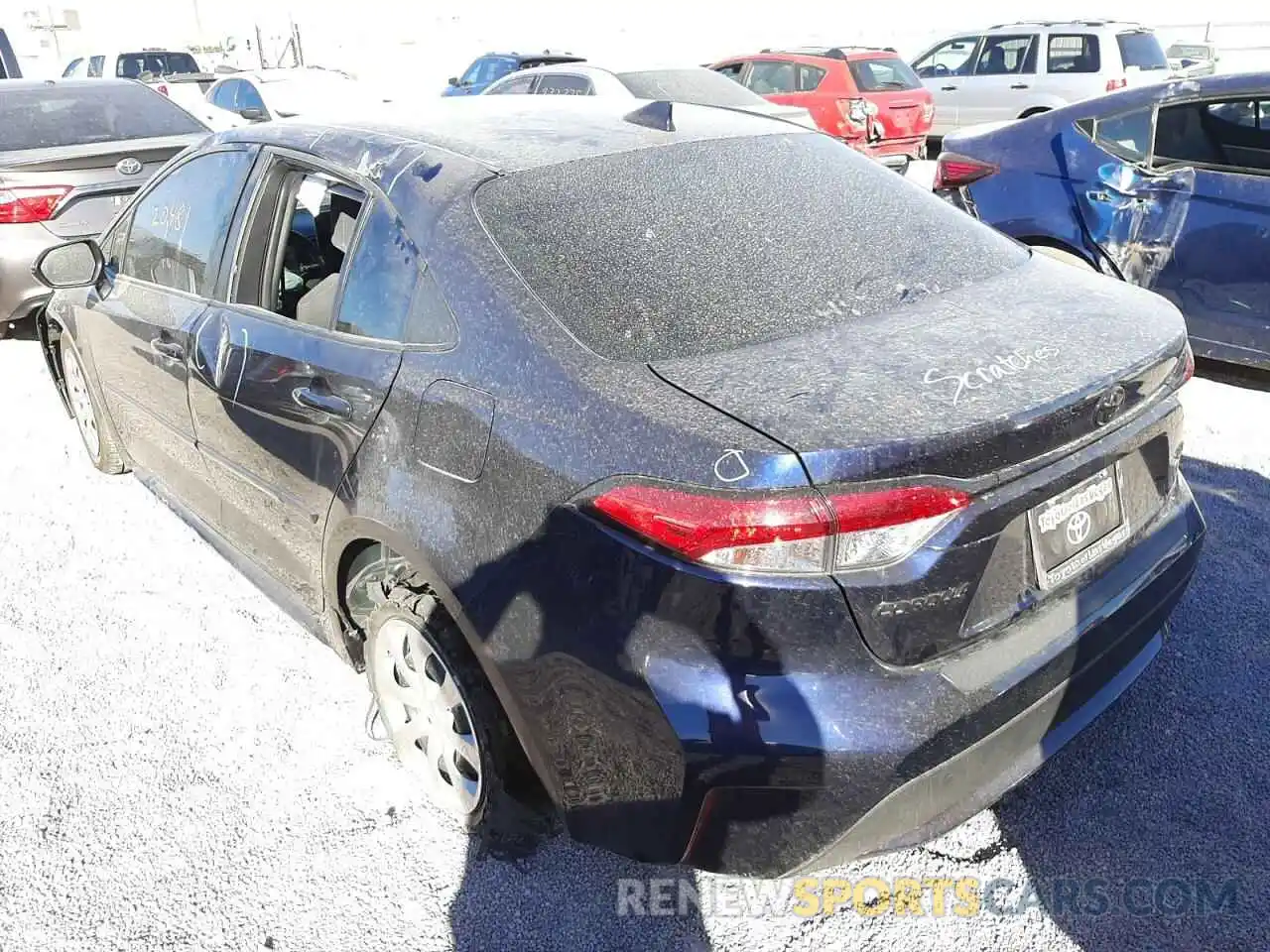 3 Photograph of a damaged car 5YFEPRAE8LP071036 TOYOTA COROLLA 2020