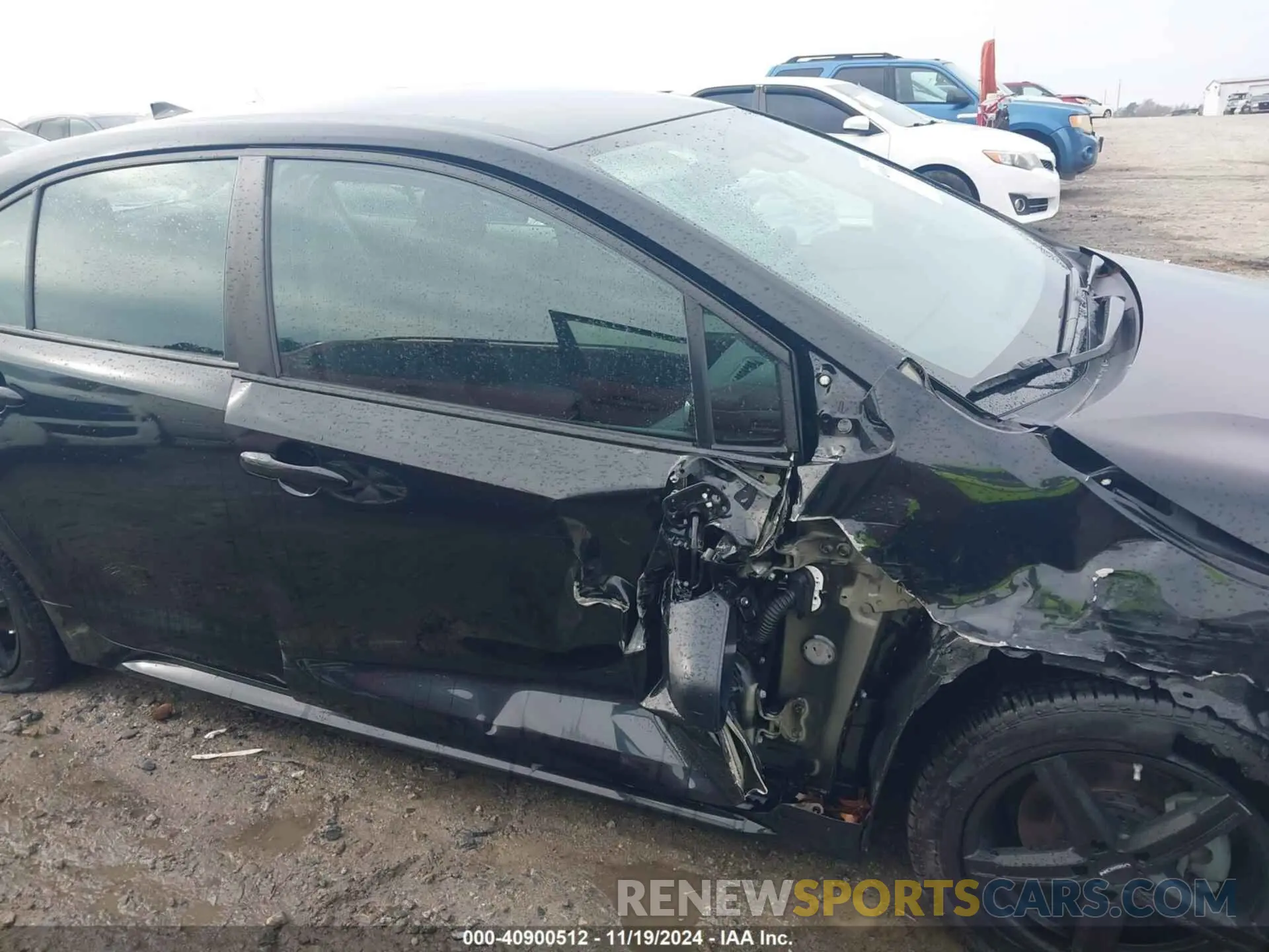 18 Photograph of a damaged car 5YFEPRAE8LP074339 TOYOTA COROLLA 2020