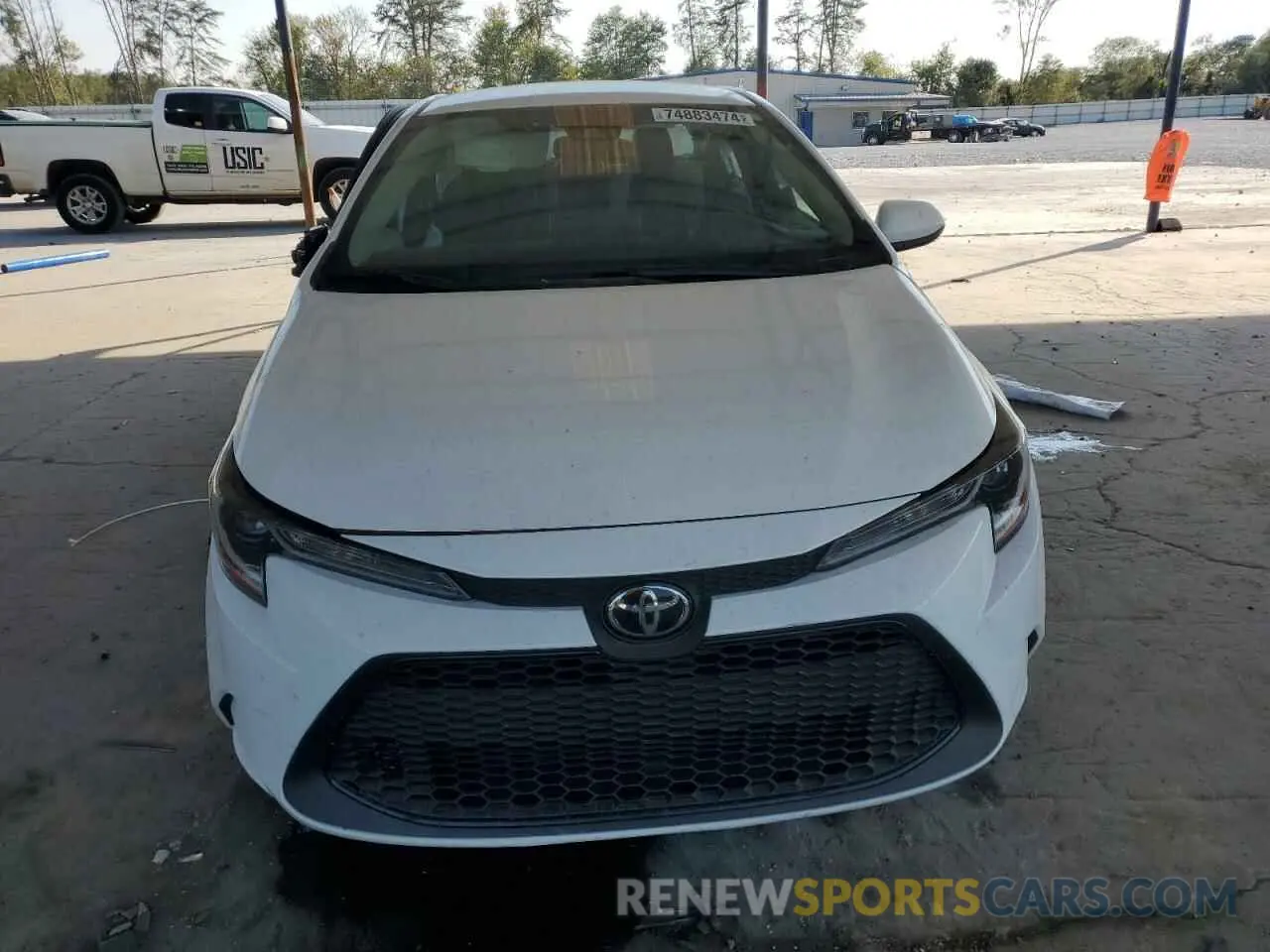 5 Photograph of a damaged car 5YFEPRAE8LP075099 TOYOTA COROLLA 2020