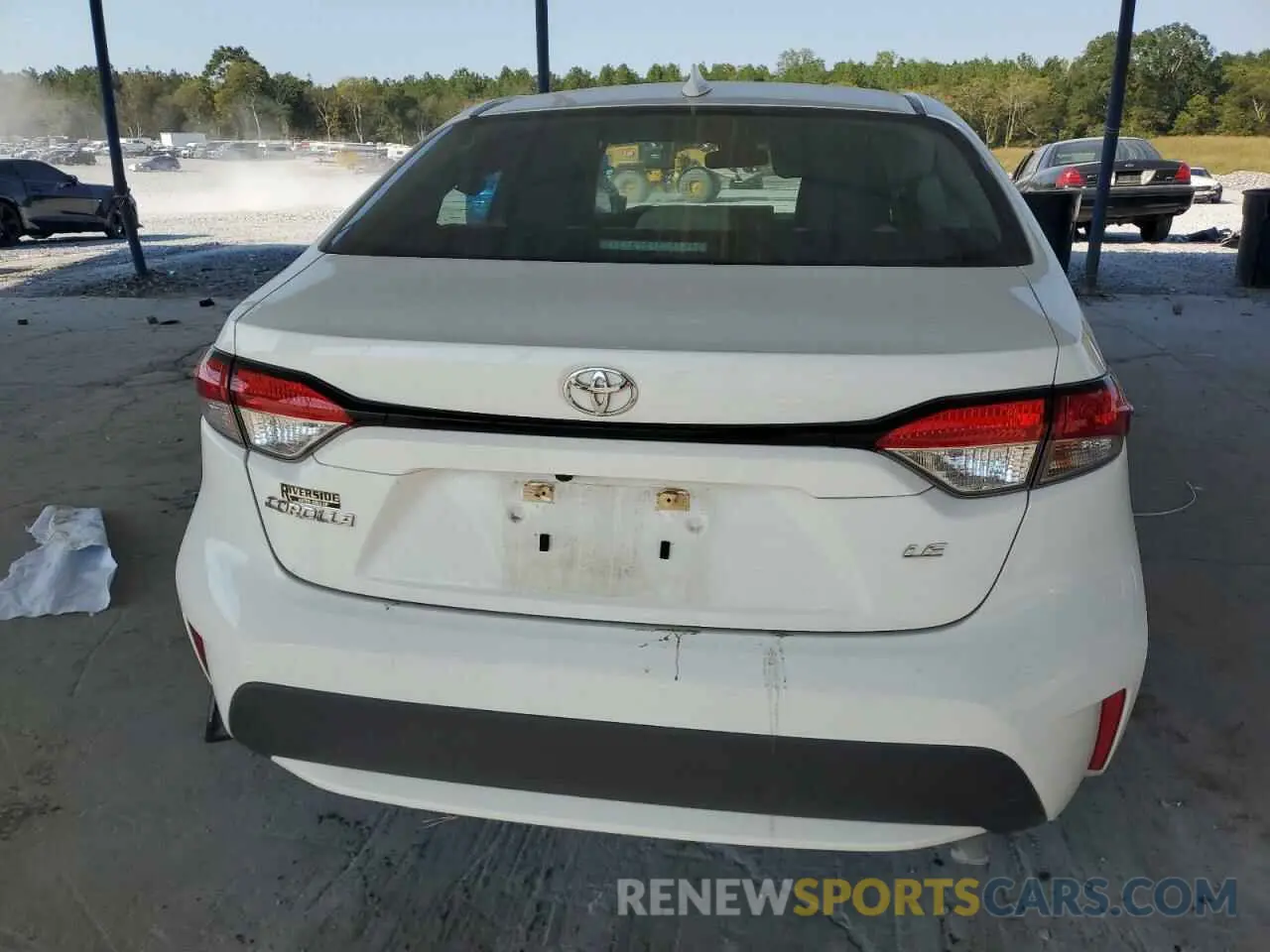 6 Photograph of a damaged car 5YFEPRAE8LP075099 TOYOTA COROLLA 2020