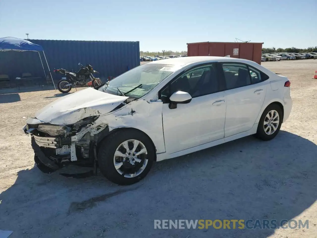 1 Photograph of a damaged car 5YFEPRAE8LP076043 TOYOTA COROLLA 2020