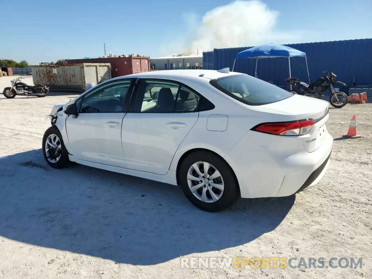 2 Photograph of a damaged car 5YFEPRAE8LP076043 TOYOTA COROLLA 2020