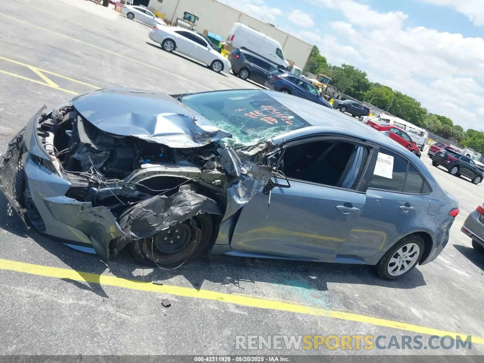 14 Photograph of a damaged car 5YFEPRAE8LP081226 TOYOTA COROLLA 2020
