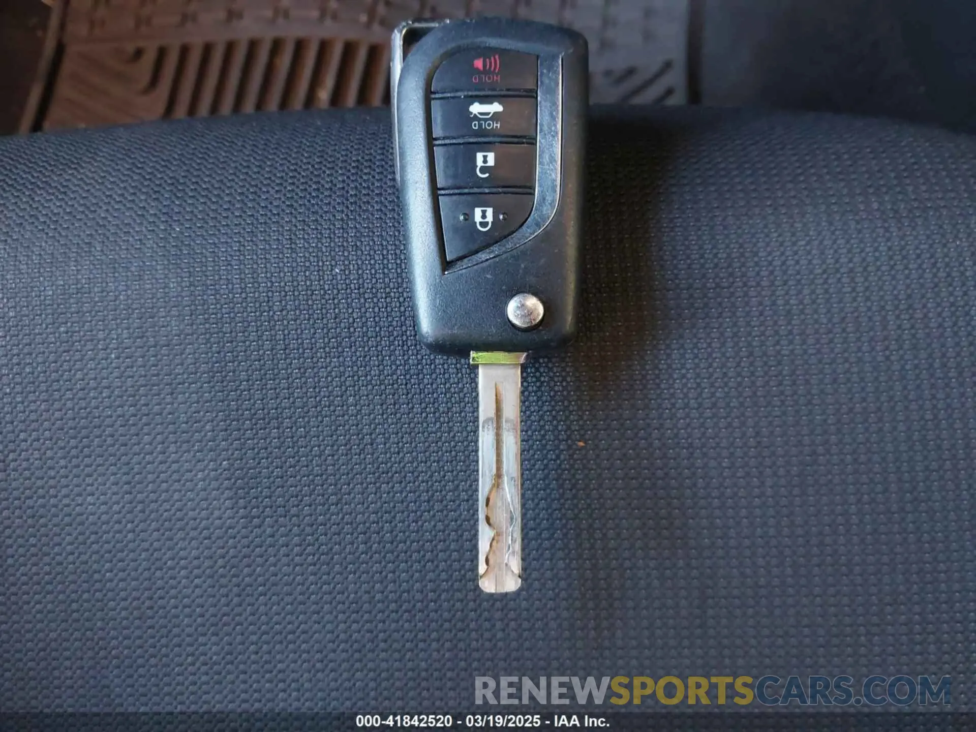 11 Photograph of a damaged car 5YFEPRAE8LP082859 TOYOTA COROLLA 2020
