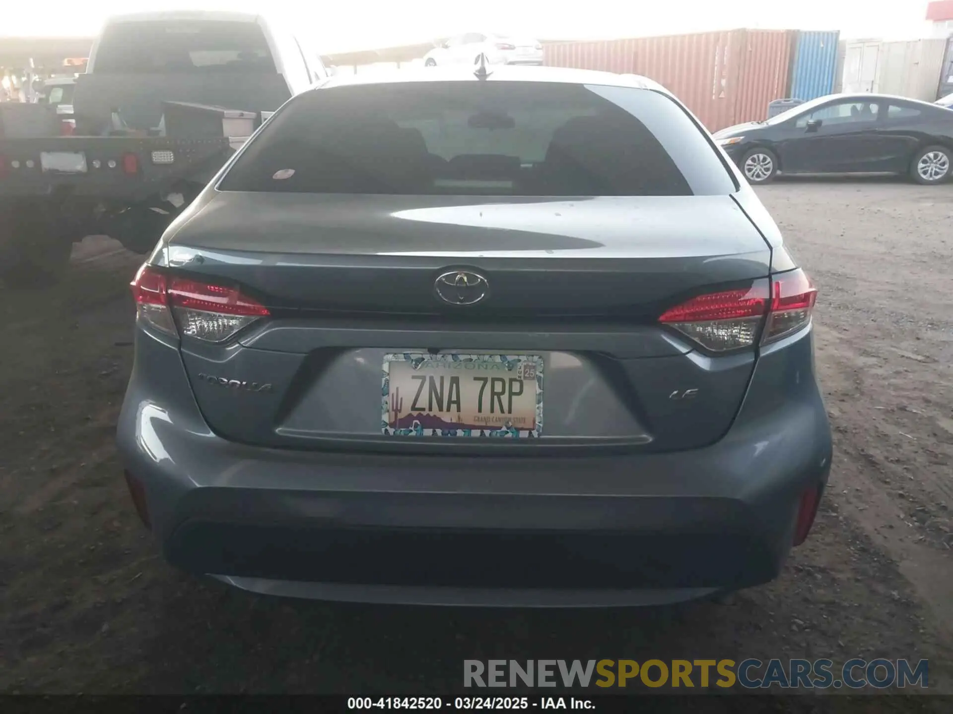 16 Photograph of a damaged car 5YFEPRAE8LP082859 TOYOTA COROLLA 2020