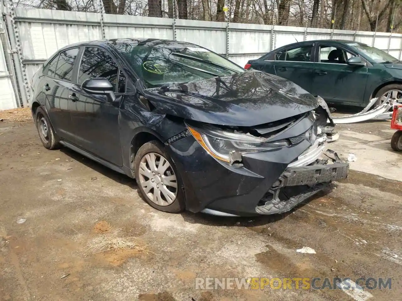 1 Photograph of a damaged car 5YFEPRAE8LP083347 TOYOTA COROLLA 2020