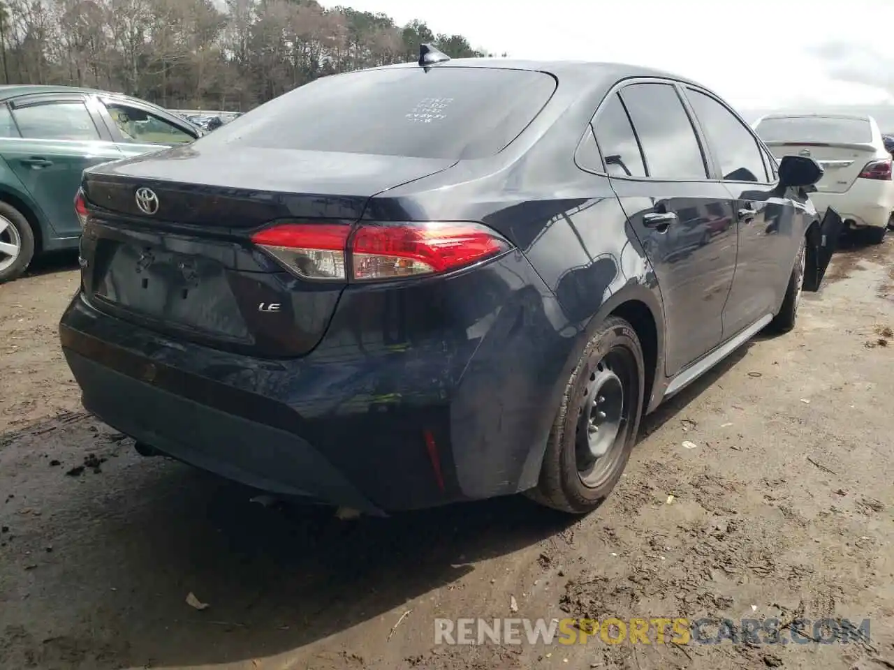 4 Photograph of a damaged car 5YFEPRAE8LP083347 TOYOTA COROLLA 2020