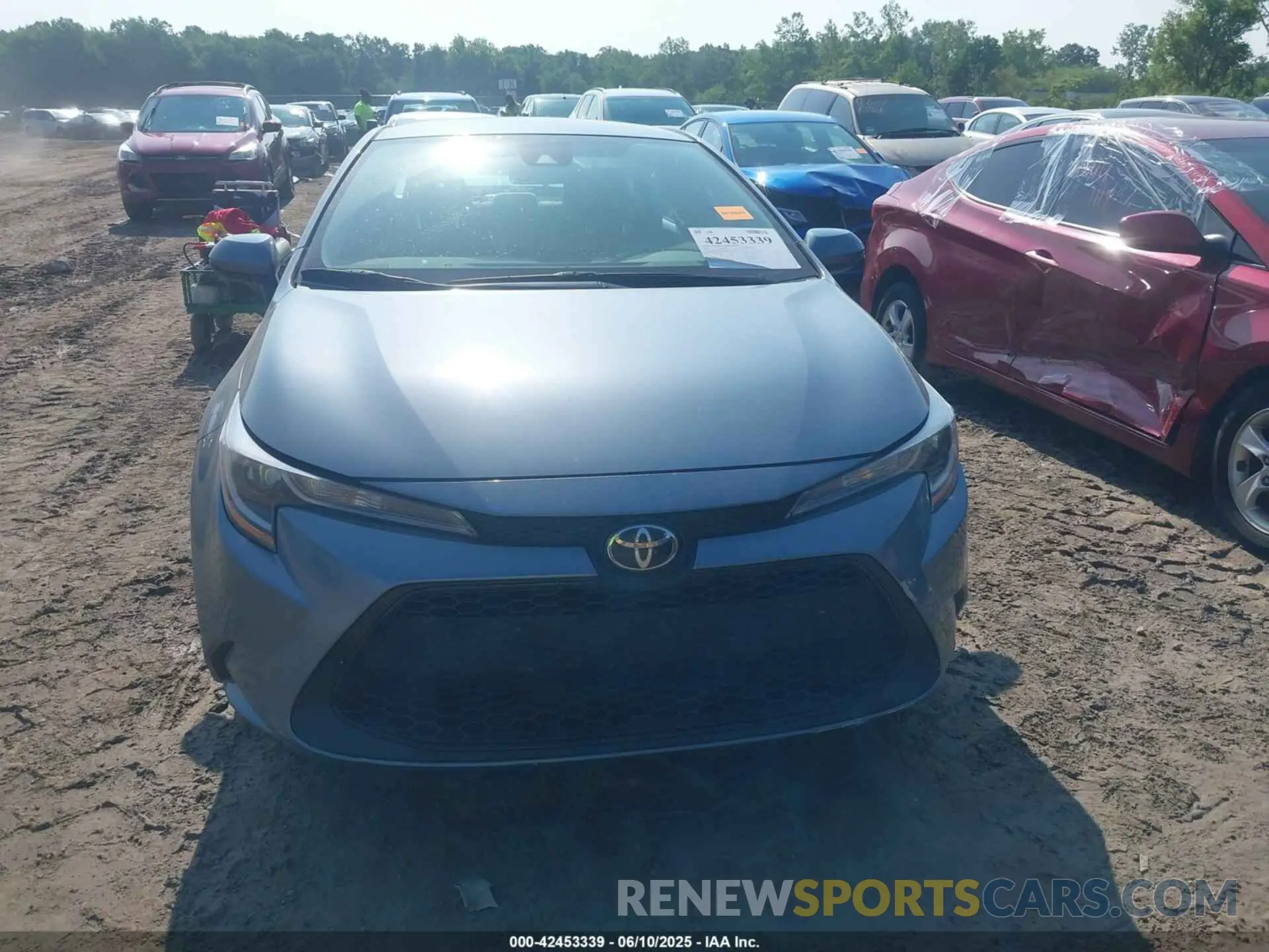 13 Photograph of a damaged car 5YFEPRAE8LP083431 TOYOTA COROLLA 2020