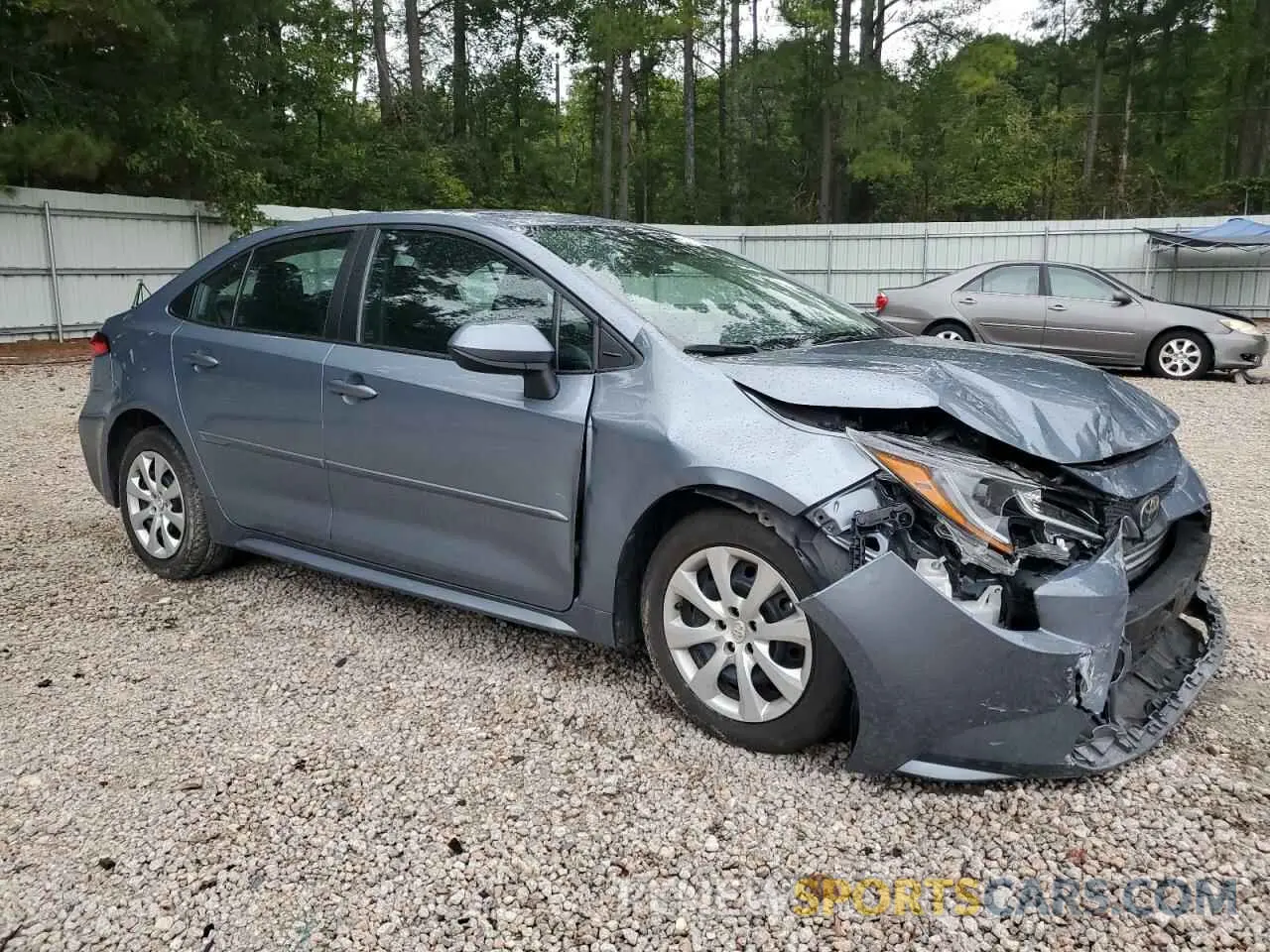 4 Photograph of a damaged car 5YFEPRAE8LP094803 TOYOTA COROLLA 2020