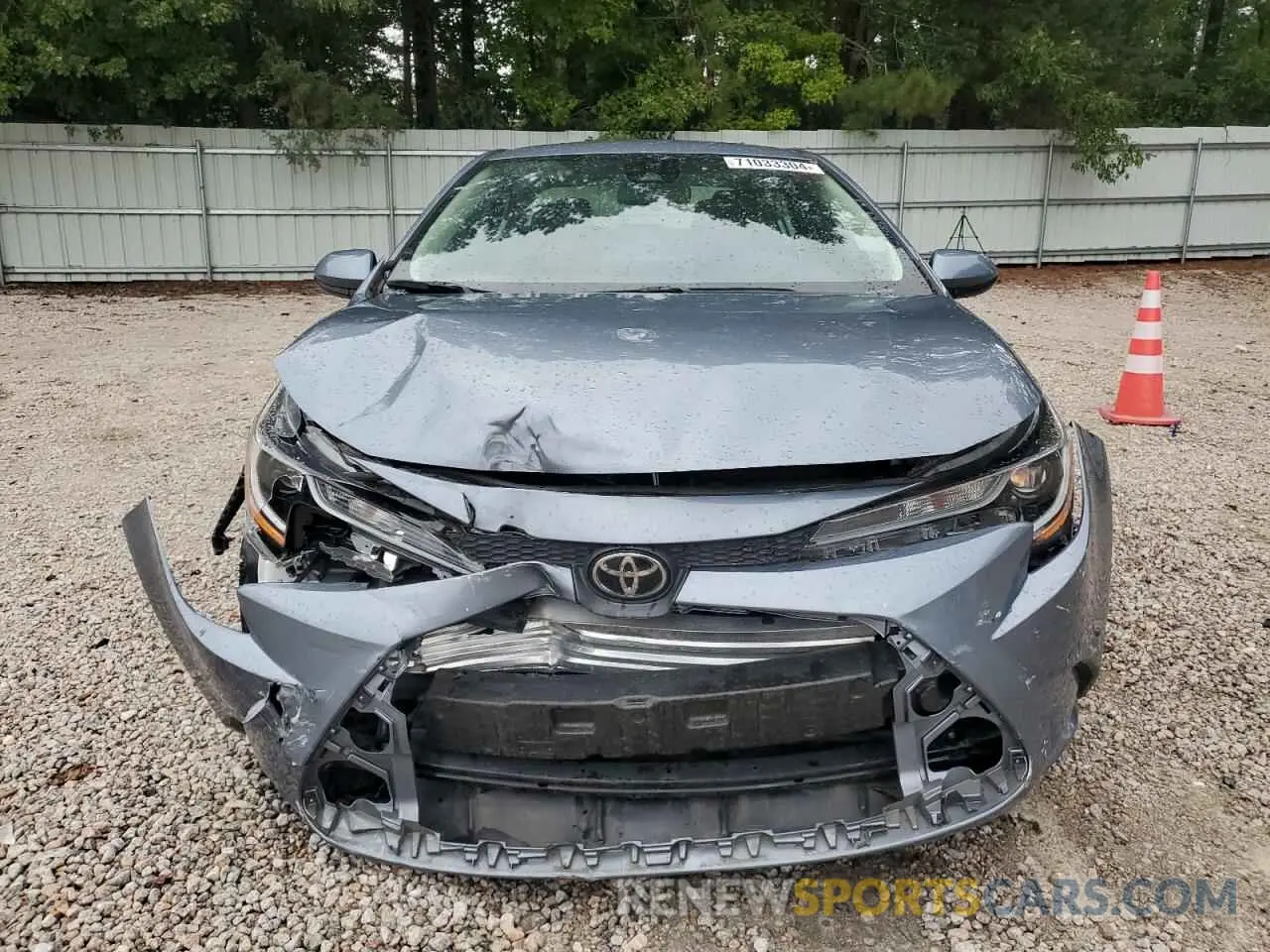 5 Photograph of a damaged car 5YFEPRAE8LP094803 TOYOTA COROLLA 2020