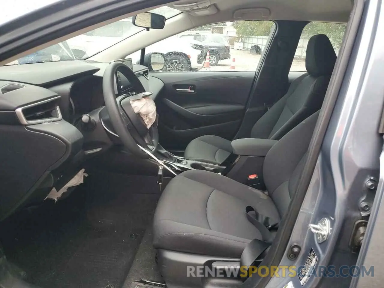 7 Photograph of a damaged car 5YFEPRAE8LP094803 TOYOTA COROLLA 2020