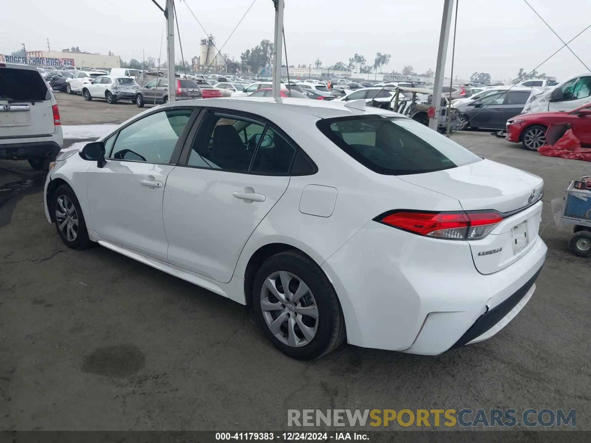 3 Photograph of a damaged car 5YFEPRAE8LP096504 TOYOTA COROLLA 2020