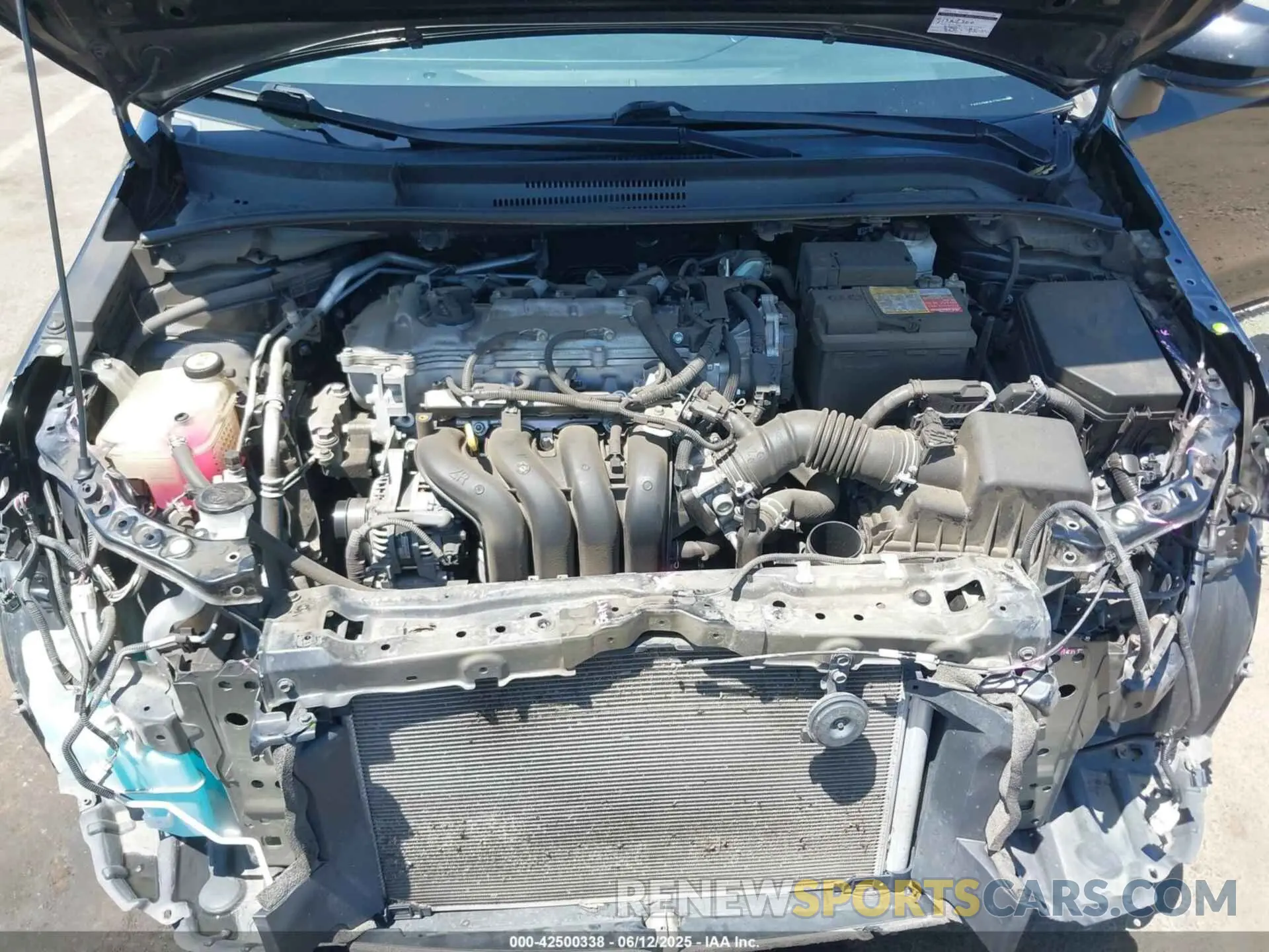 10 Photograph of a damaged car 5YFEPRAE8LP103189 TOYOTA COROLLA 2020