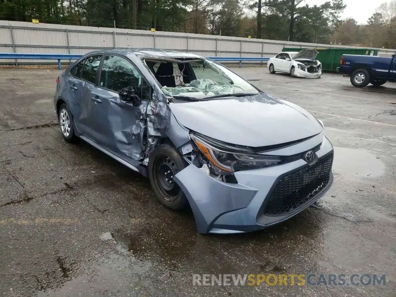 1 Photograph of a damaged car 5YFEPRAE8LP105587 TOYOTA COROLLA 2020