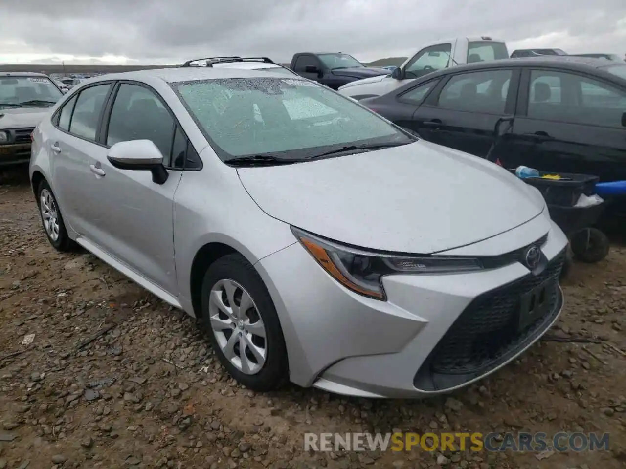 1 Photograph of a damaged car 5YFEPRAE8LP107095 TOYOTA COROLLA 2020