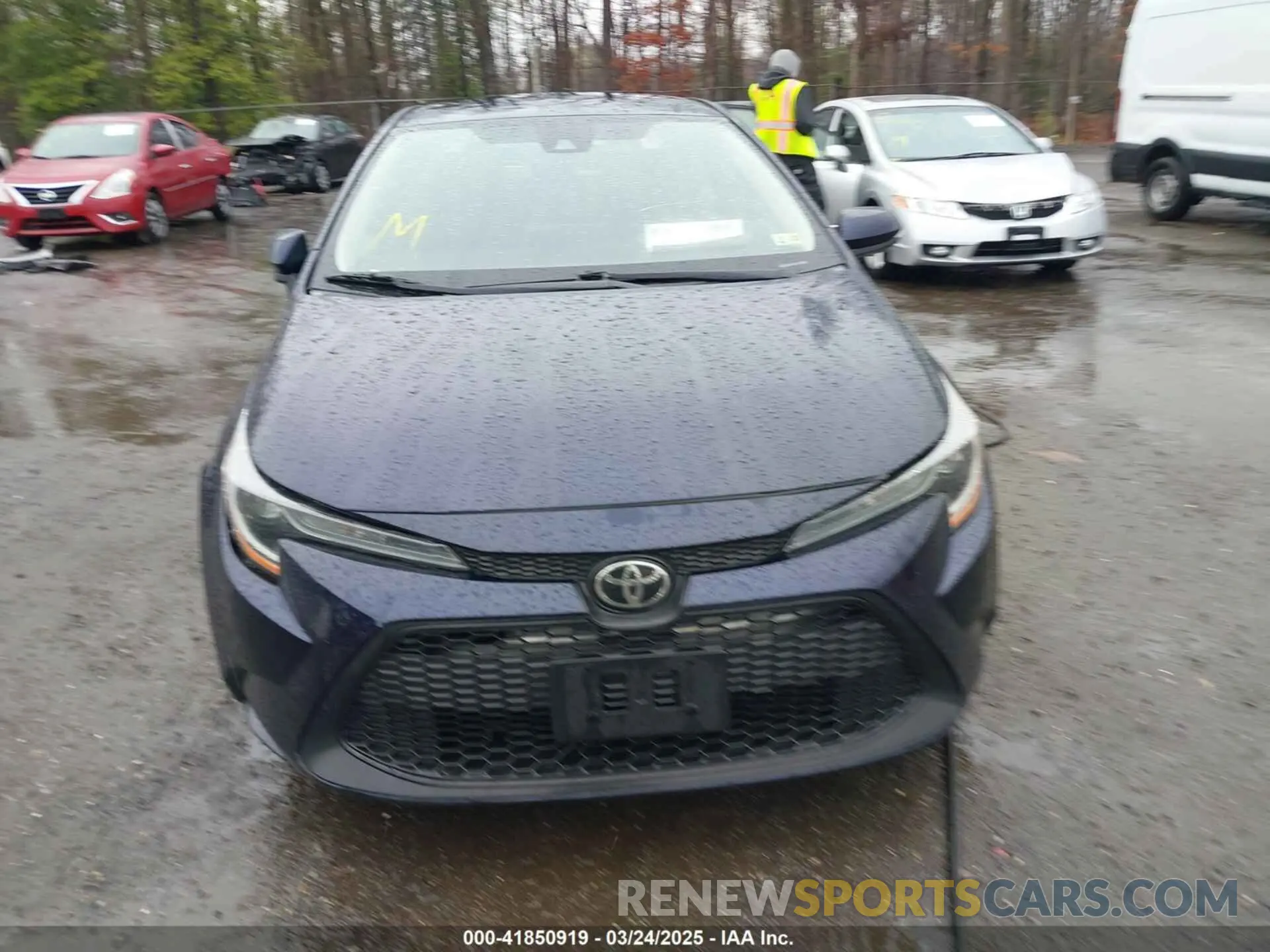 12 Photograph of a damaged car 5YFEPRAE8LP108201 TOYOTA COROLLA 2020