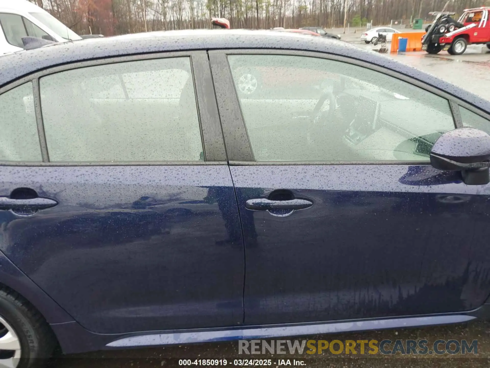 13 Photograph of a damaged car 5YFEPRAE8LP108201 TOYOTA COROLLA 2020