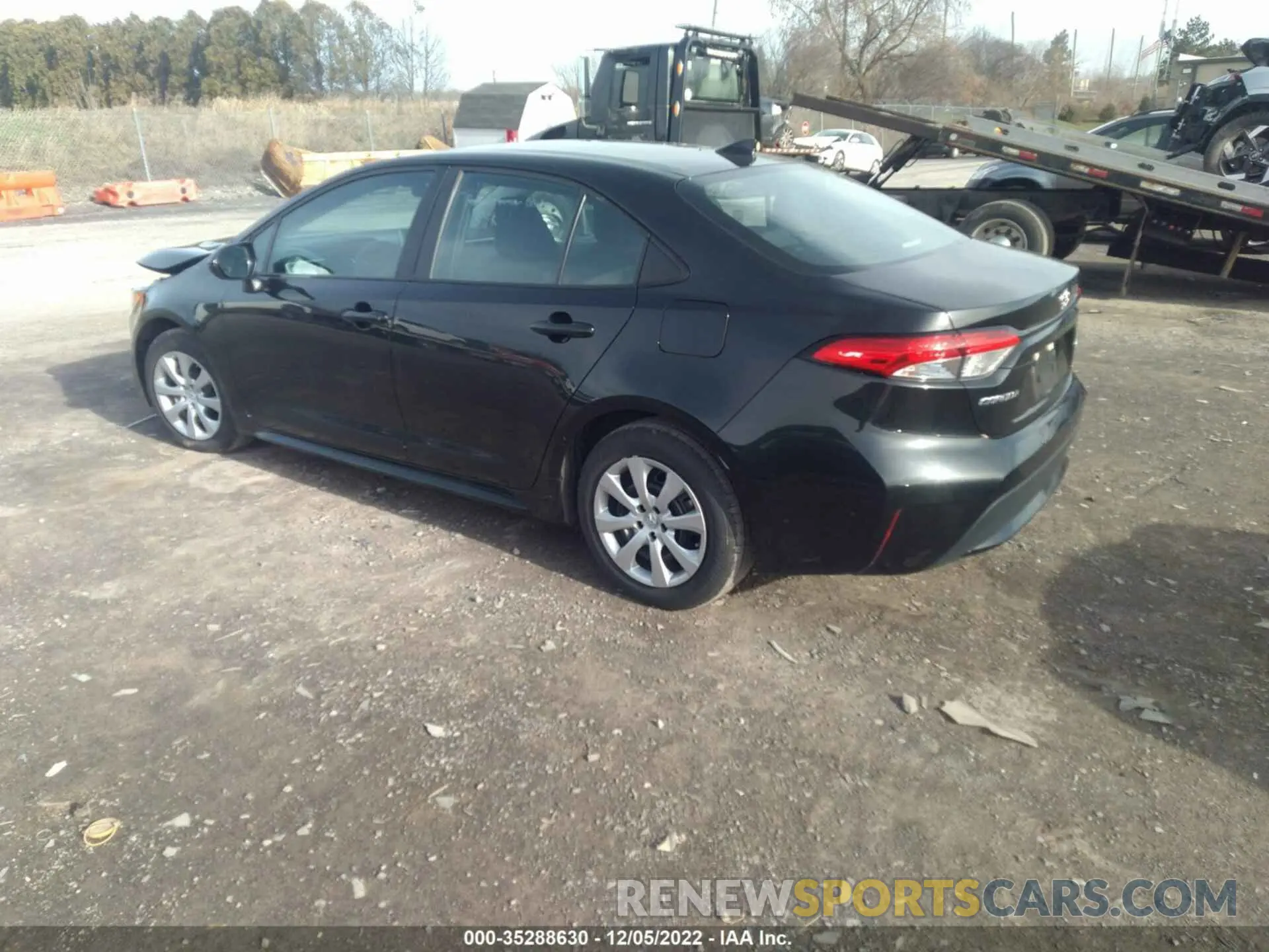 3 Photograph of a damaged car 5YFEPRAE8LP108313 TOYOTA COROLLA 2020