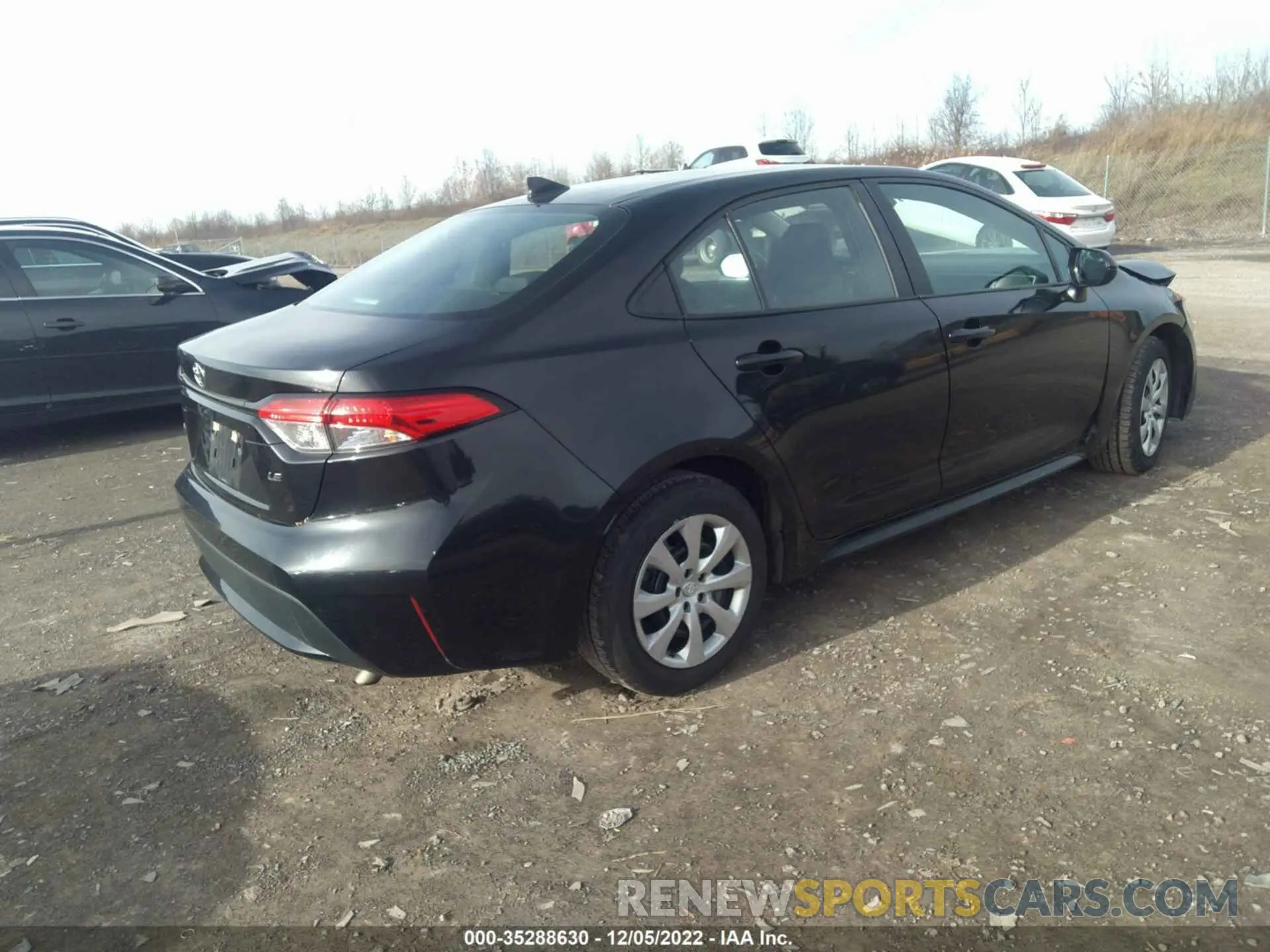 4 Photograph of a damaged car 5YFEPRAE8LP108313 TOYOTA COROLLA 2020