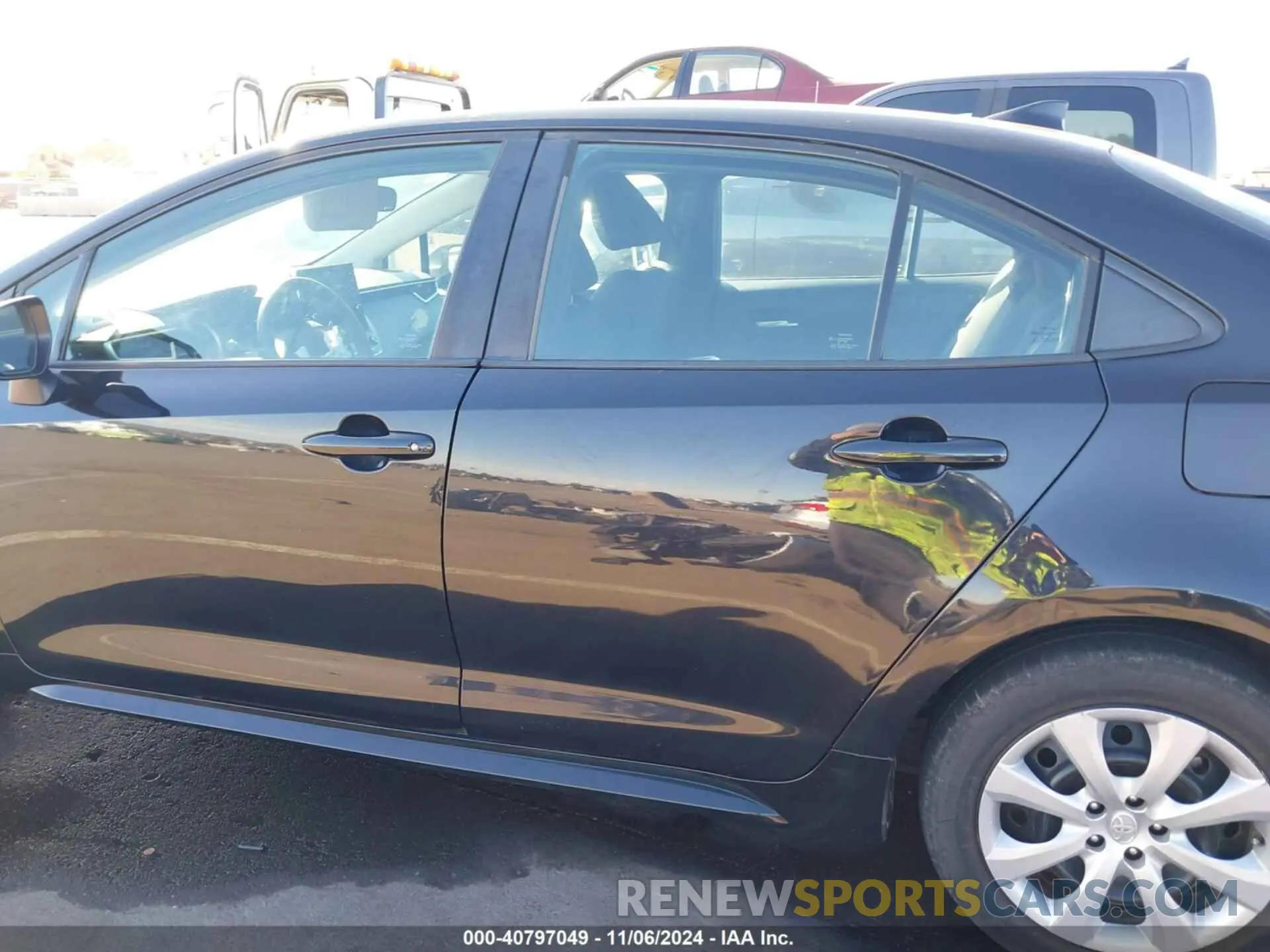 13 Photograph of a damaged car 5YFEPRAE8LP116542 TOYOTA COROLLA 2020