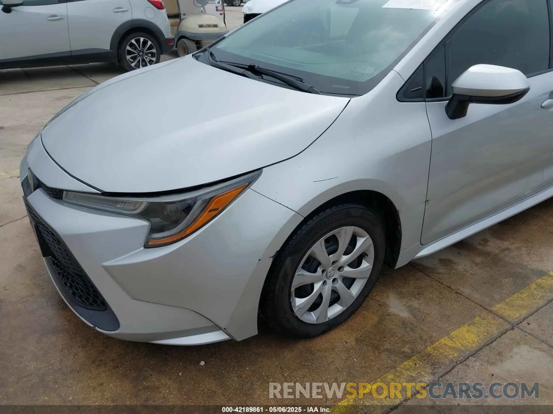 17 Photograph of a damaged car 5YFEPRAE8LP123927 TOYOTA COROLLA 2020