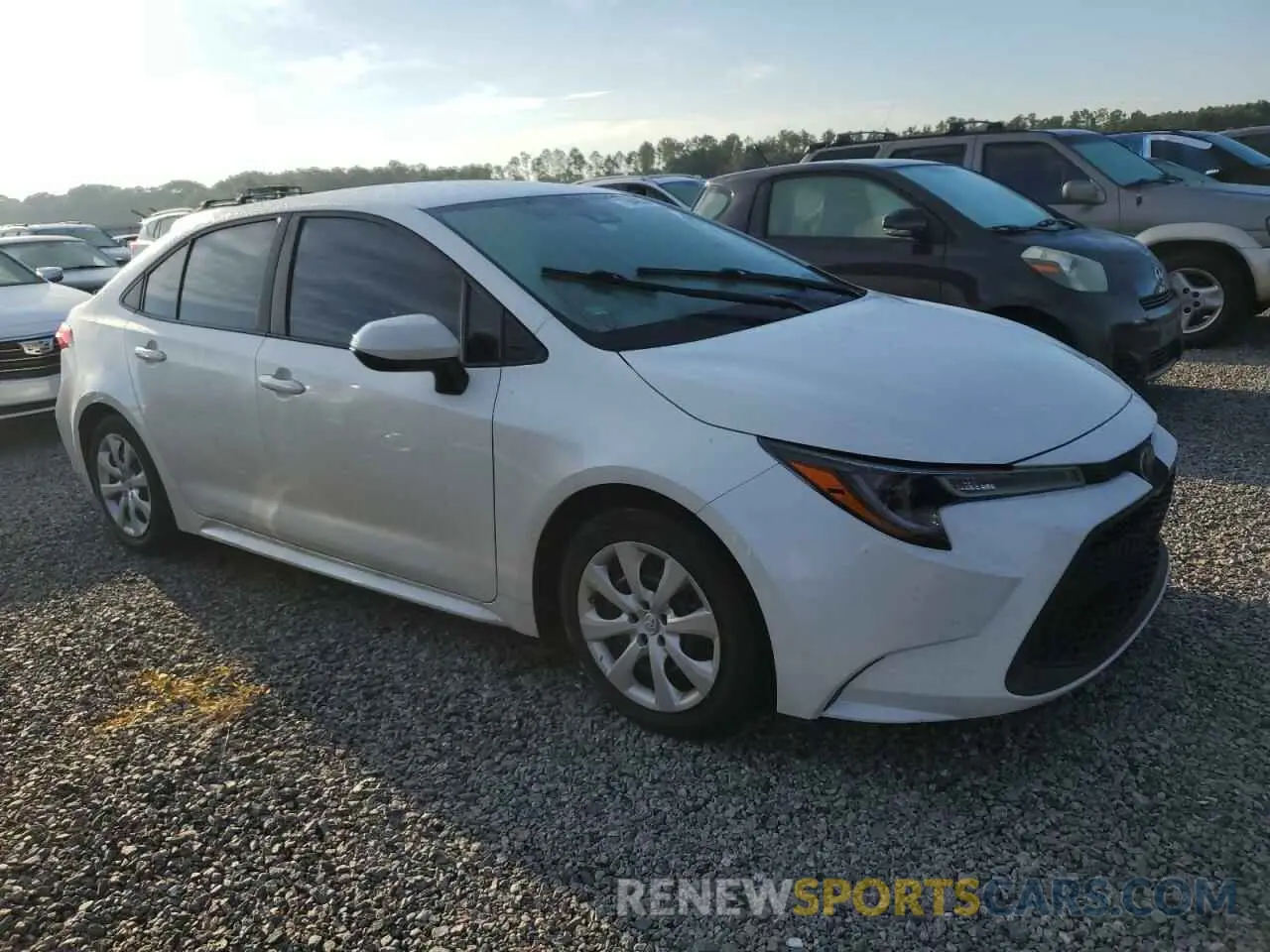 4 Photograph of a damaged car 5YFEPRAE8LP124138 TOYOTA COROLLA 2020