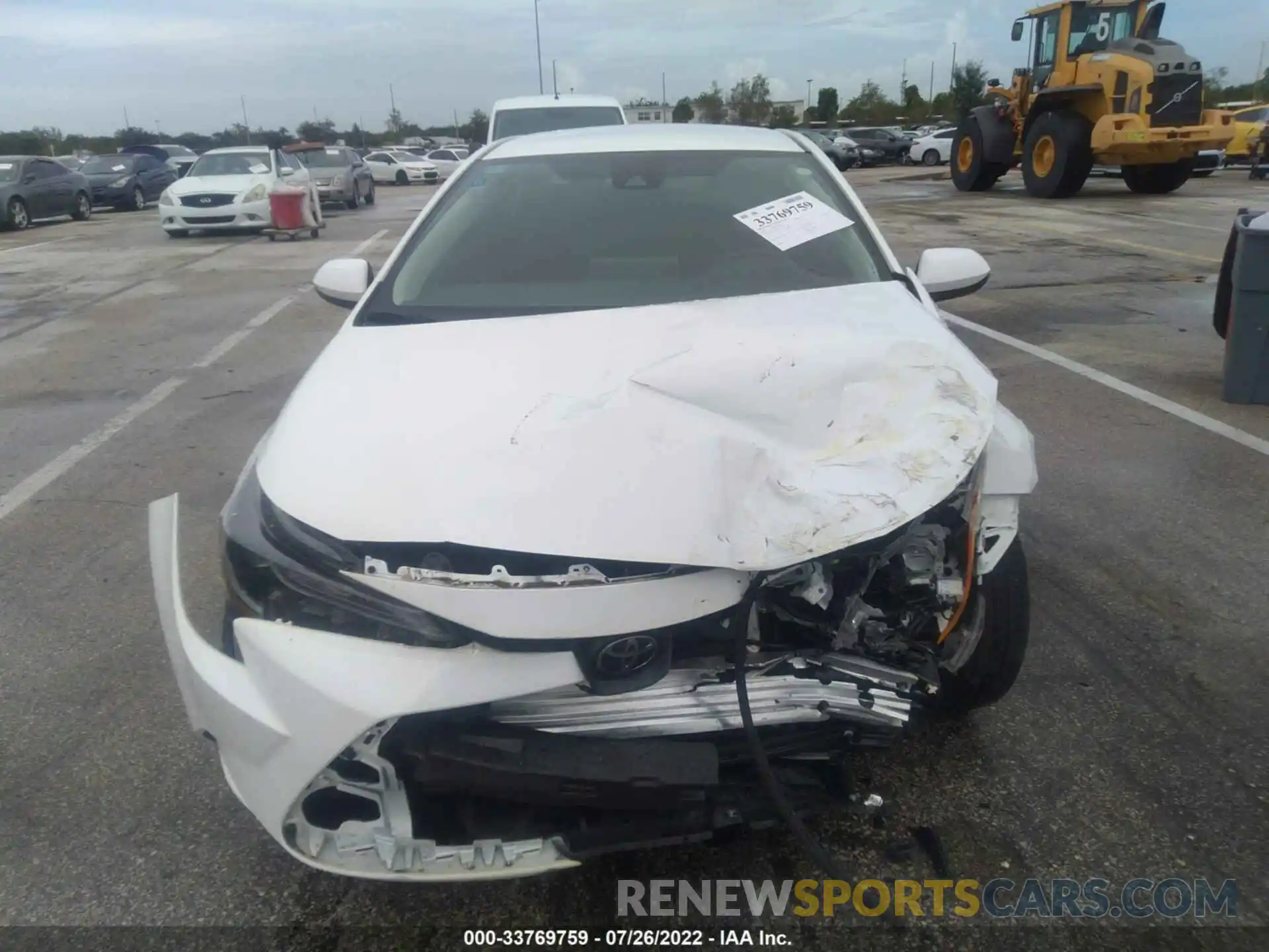 6 Photograph of a damaged car 5YFEPRAE8LP130294 TOYOTA COROLLA 2020