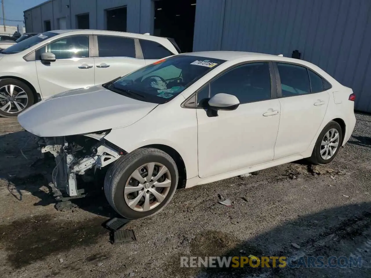 1 Photograph of a damaged car 5YFEPRAE8LP132224 TOYOTA COROLLA 2020