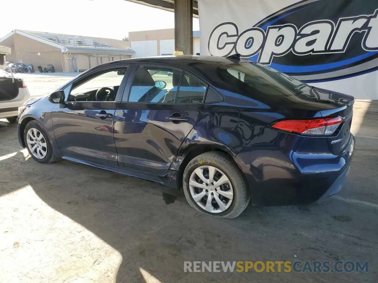 2 Photograph of a damaged car 5YFEPRAE8LP137021 TOYOTA COROLLA 2020
