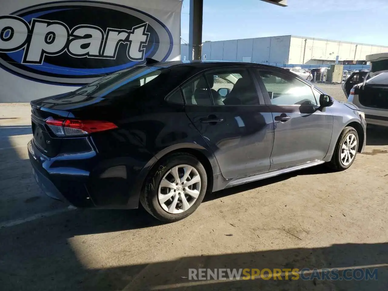 3 Photograph of a damaged car 5YFEPRAE8LP137021 TOYOTA COROLLA 2020